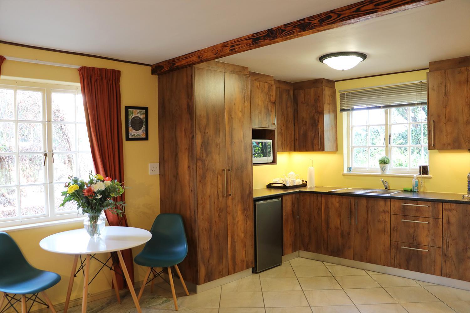 Lovely Concordia, rental unit with free parking view 4