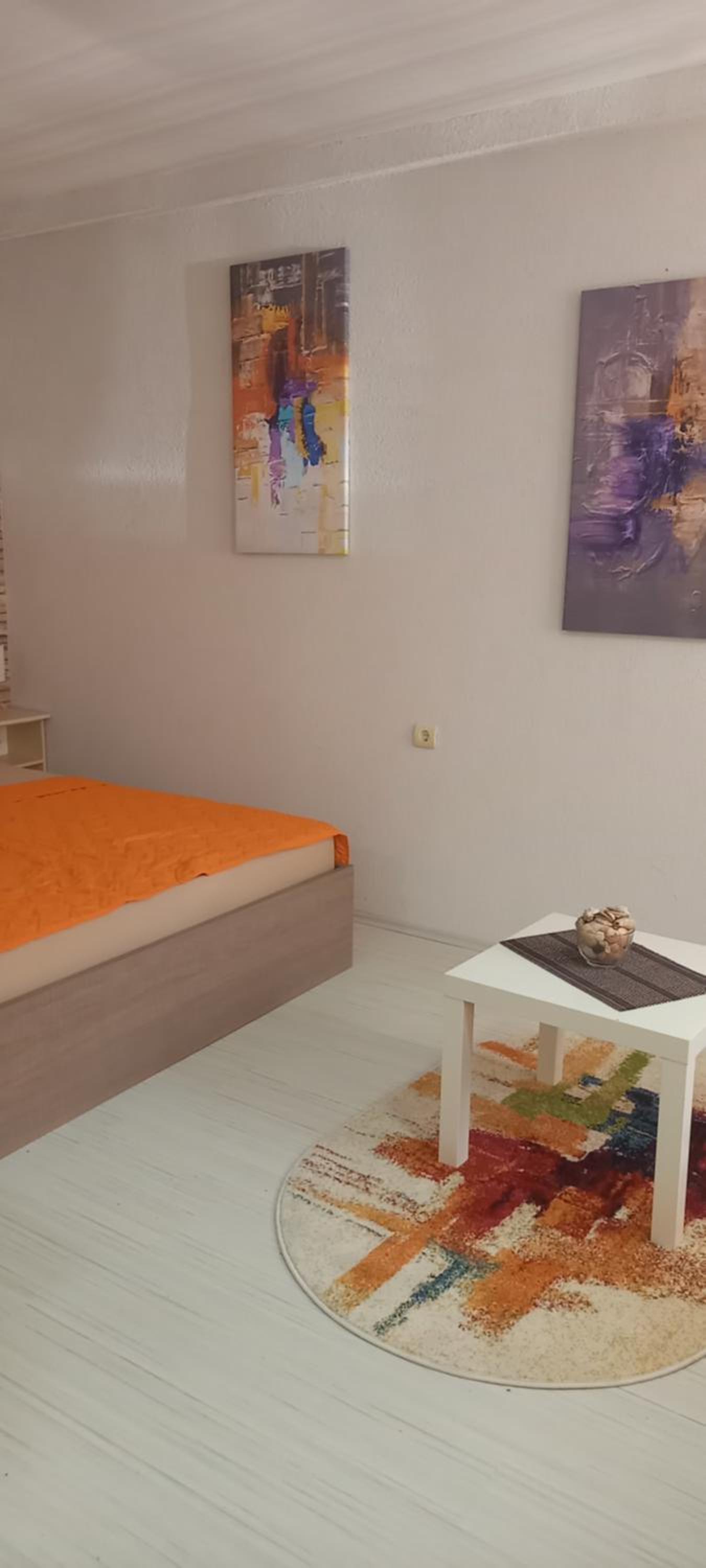 Julia's place