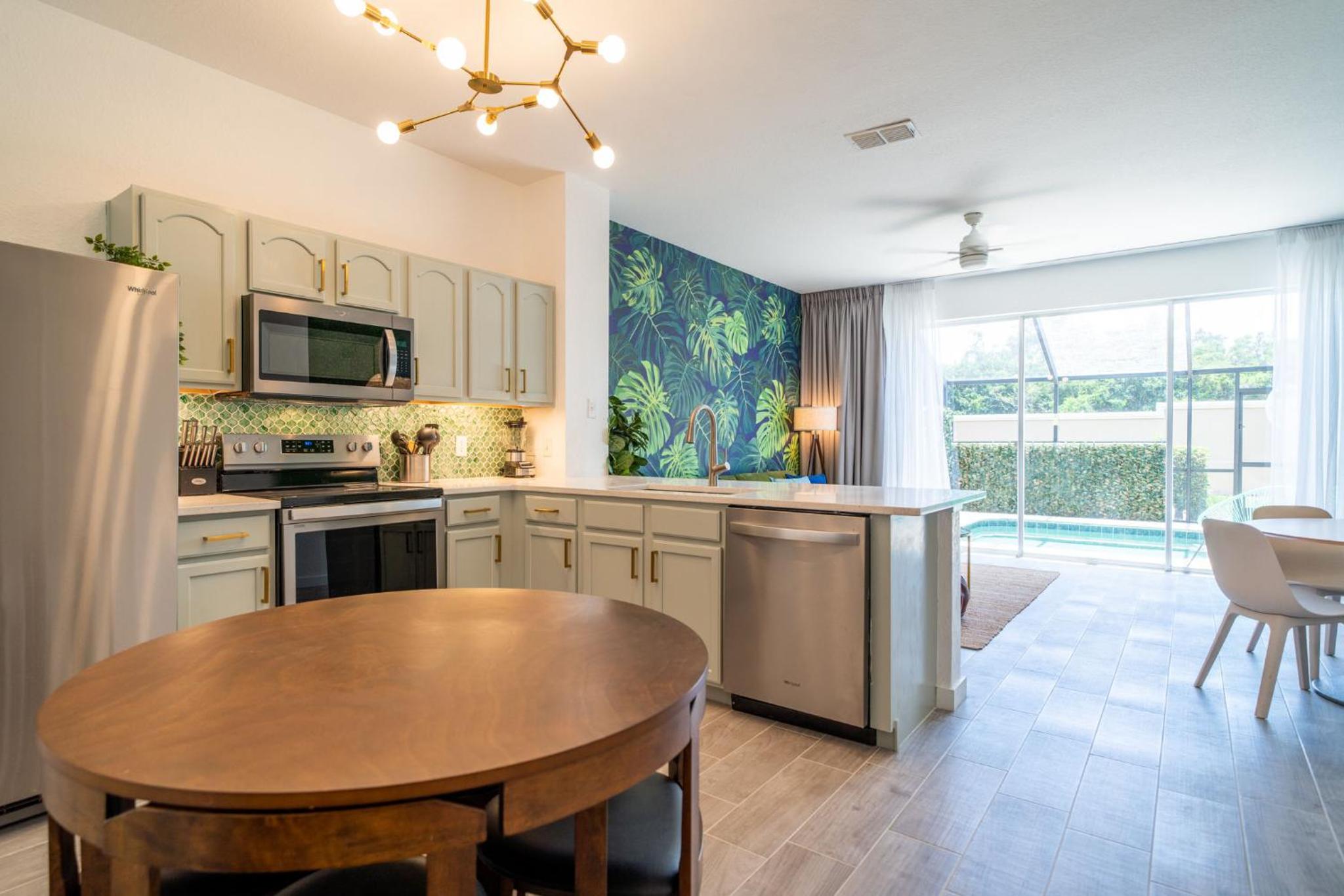 Chic Jungle Escape with Pool near Disney
