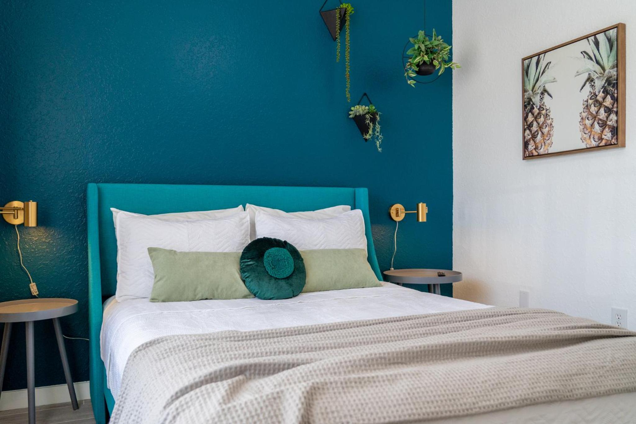 Chic Jungle Escape with Pool near Disney