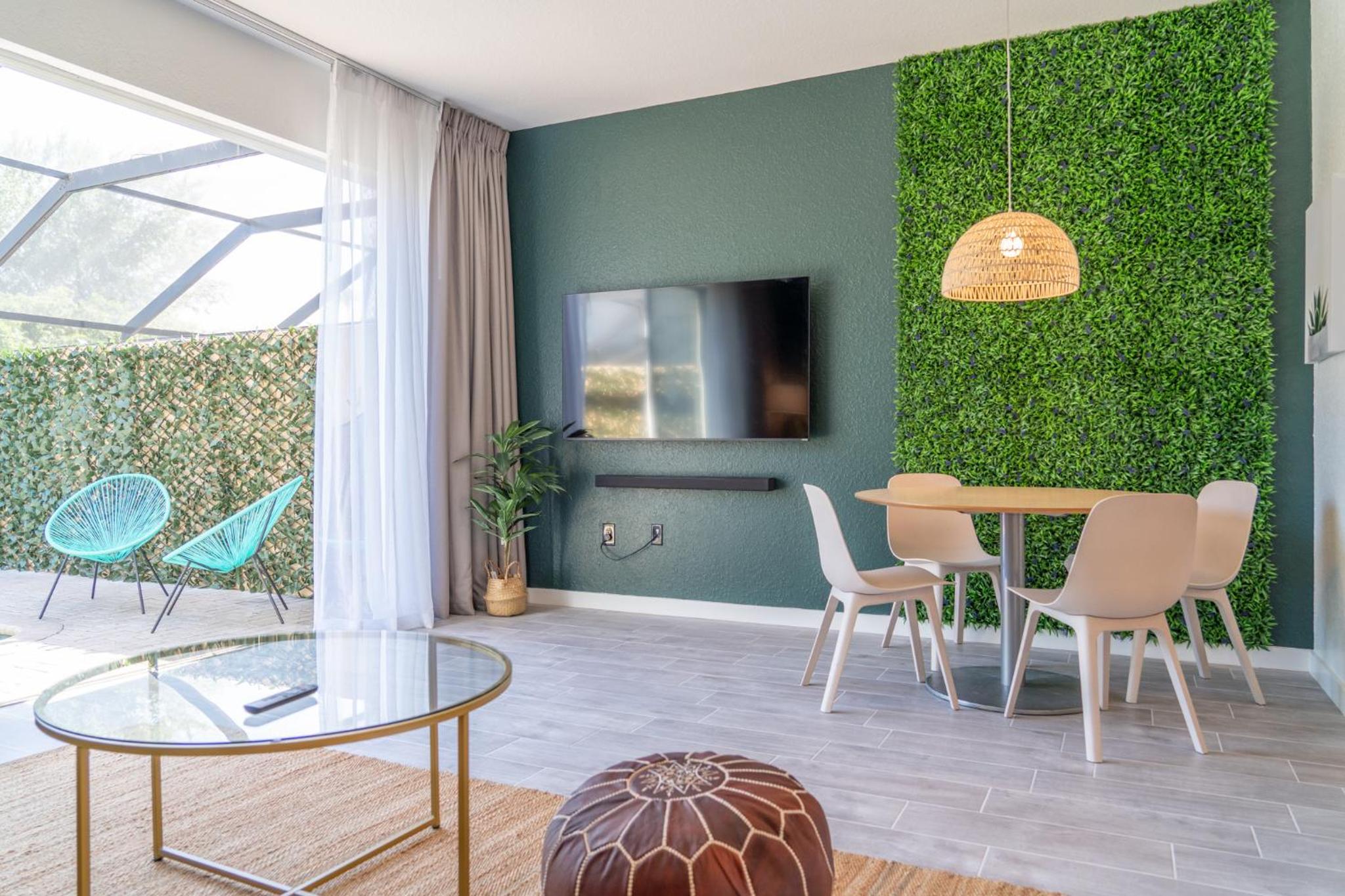 Chic Jungle Escape with Pool near Disney