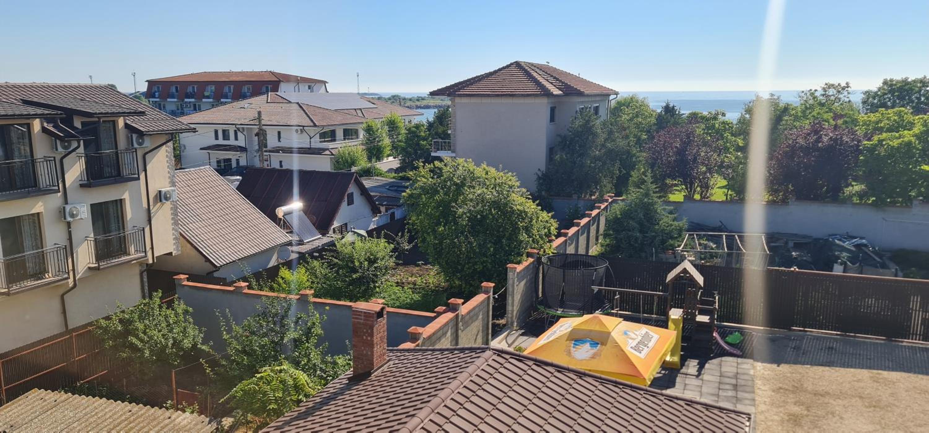 La Stefi view 3