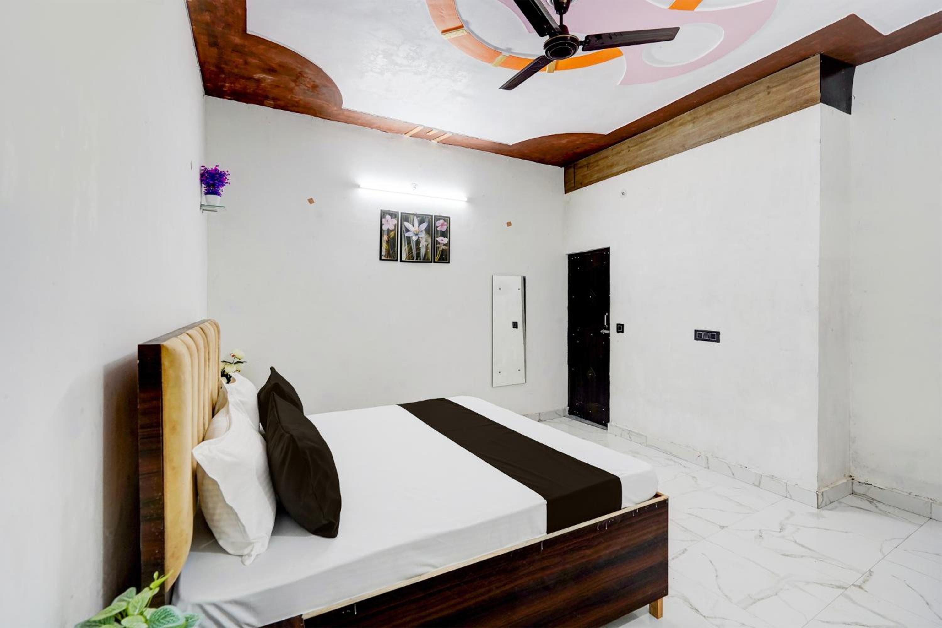 OYO JANNAT RESIDENCY