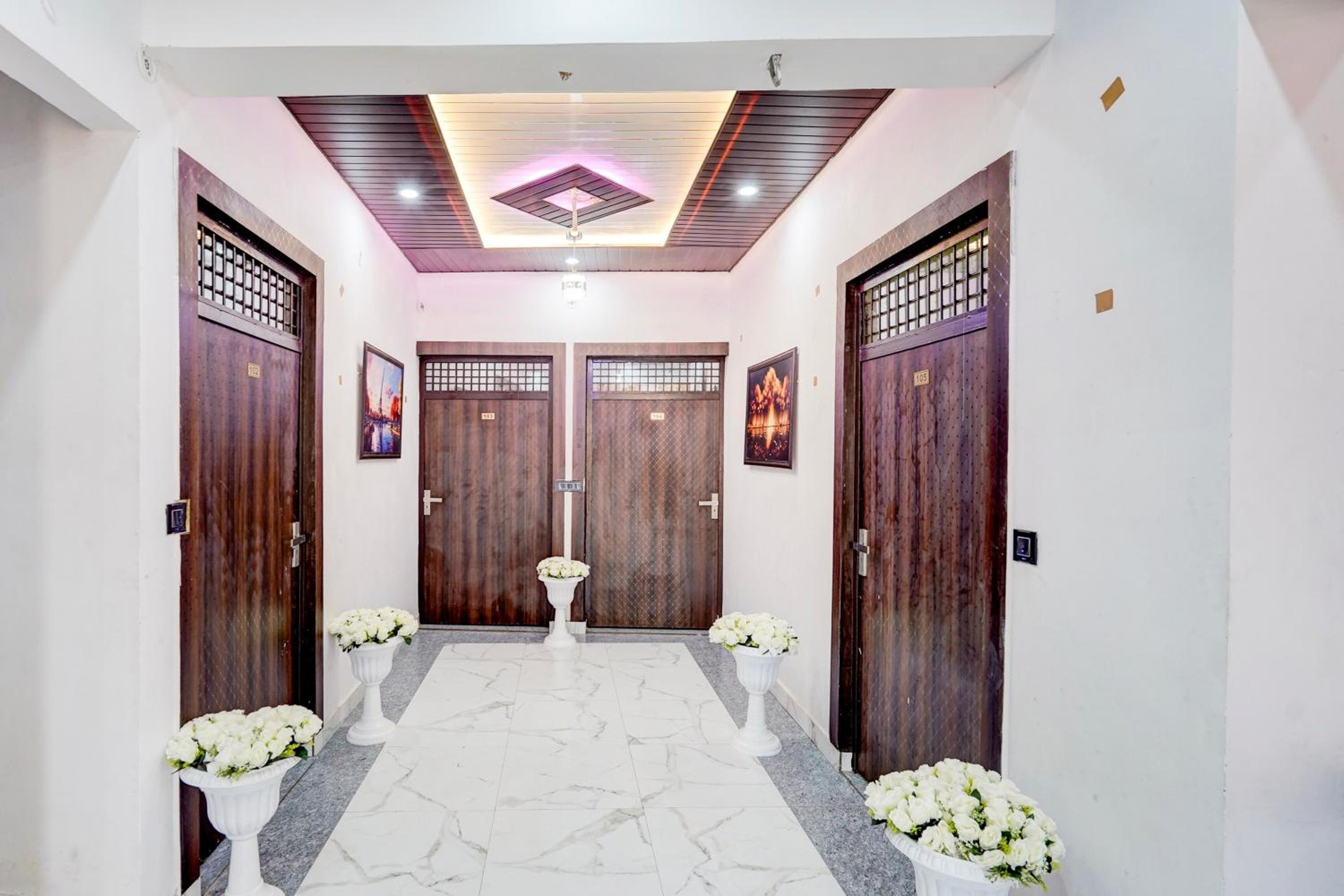 OYO JANNAT RESIDENCY