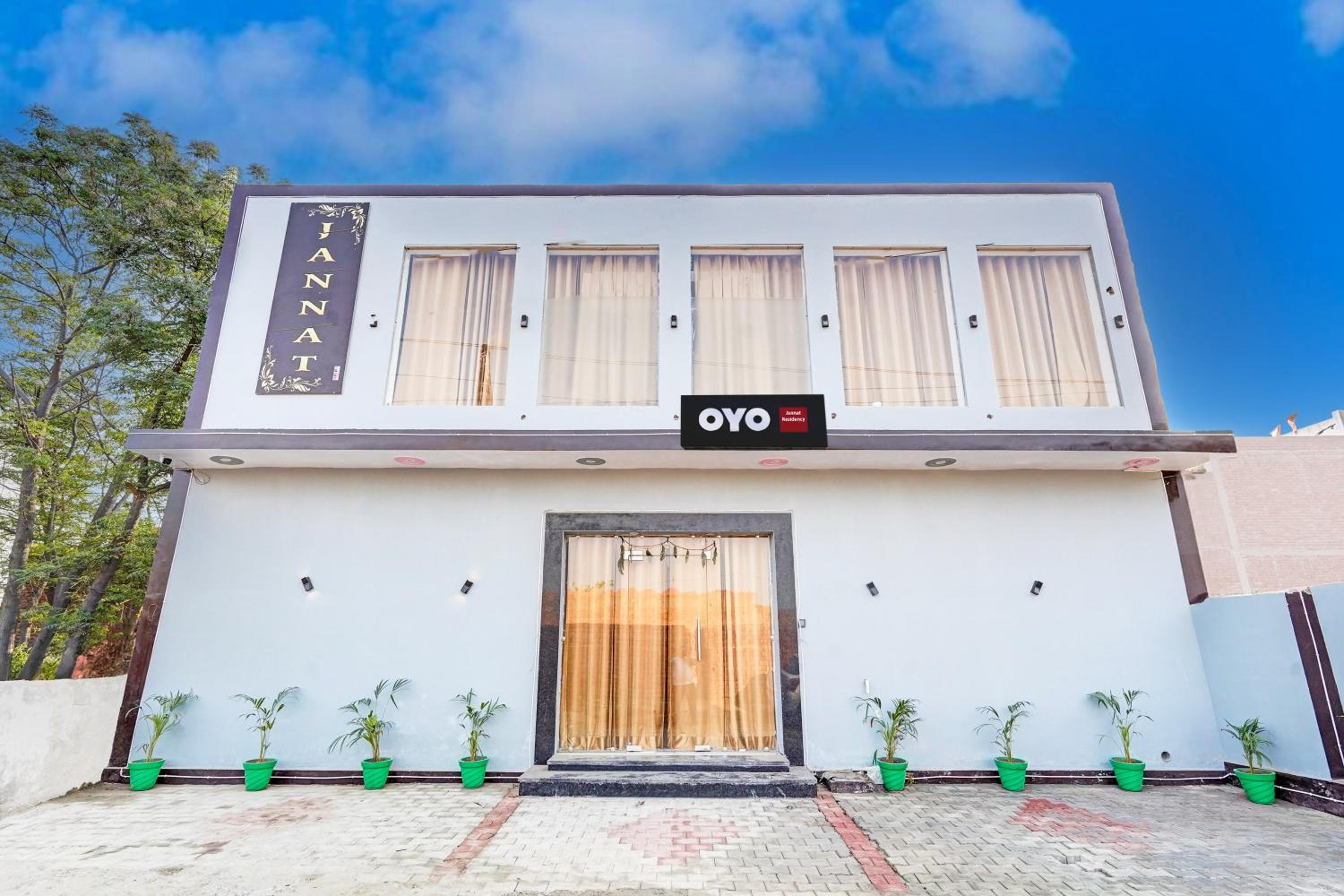 OYO JANNAT RESIDENCY