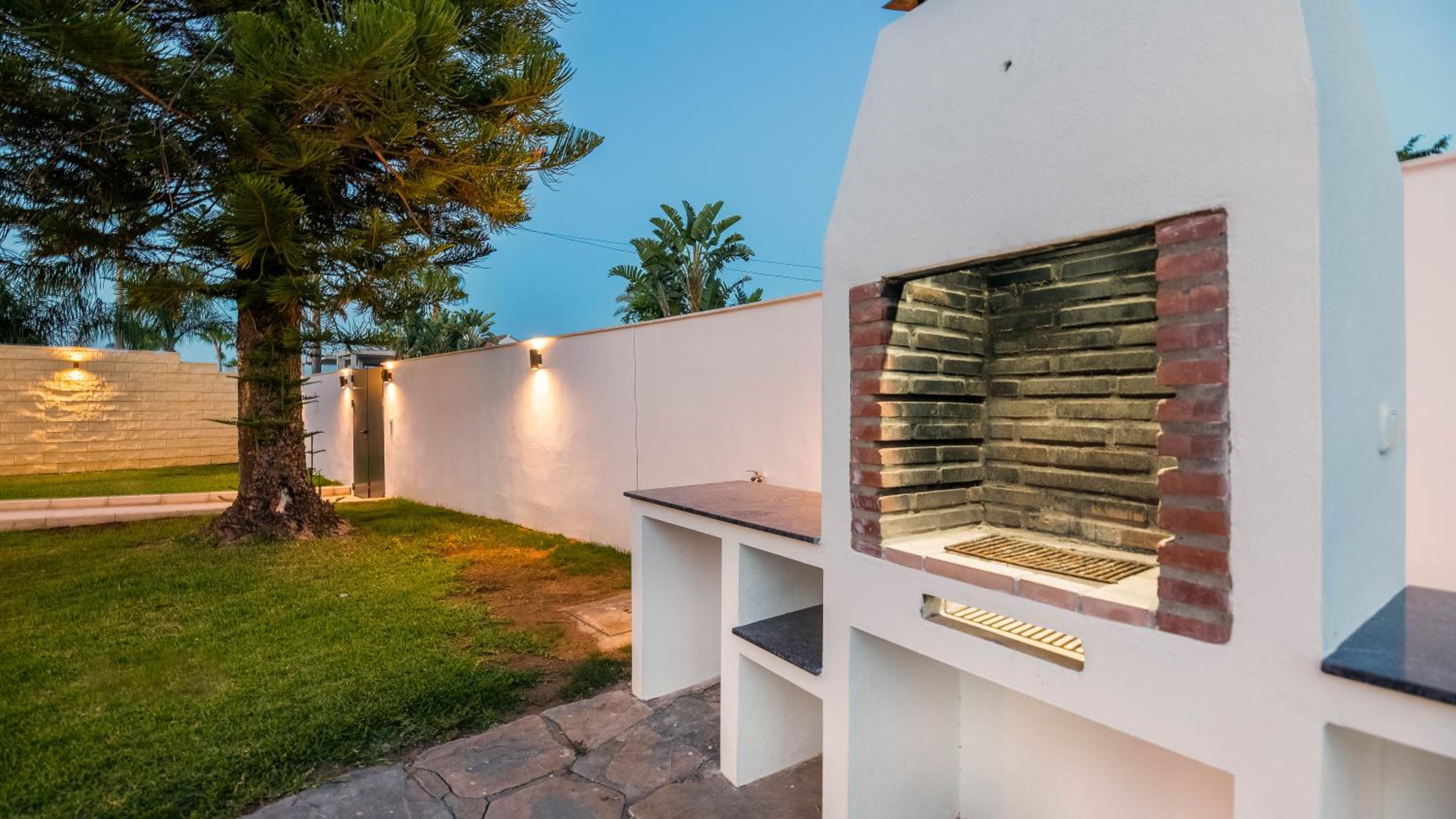 Costalita Cozy Sea Front Villa