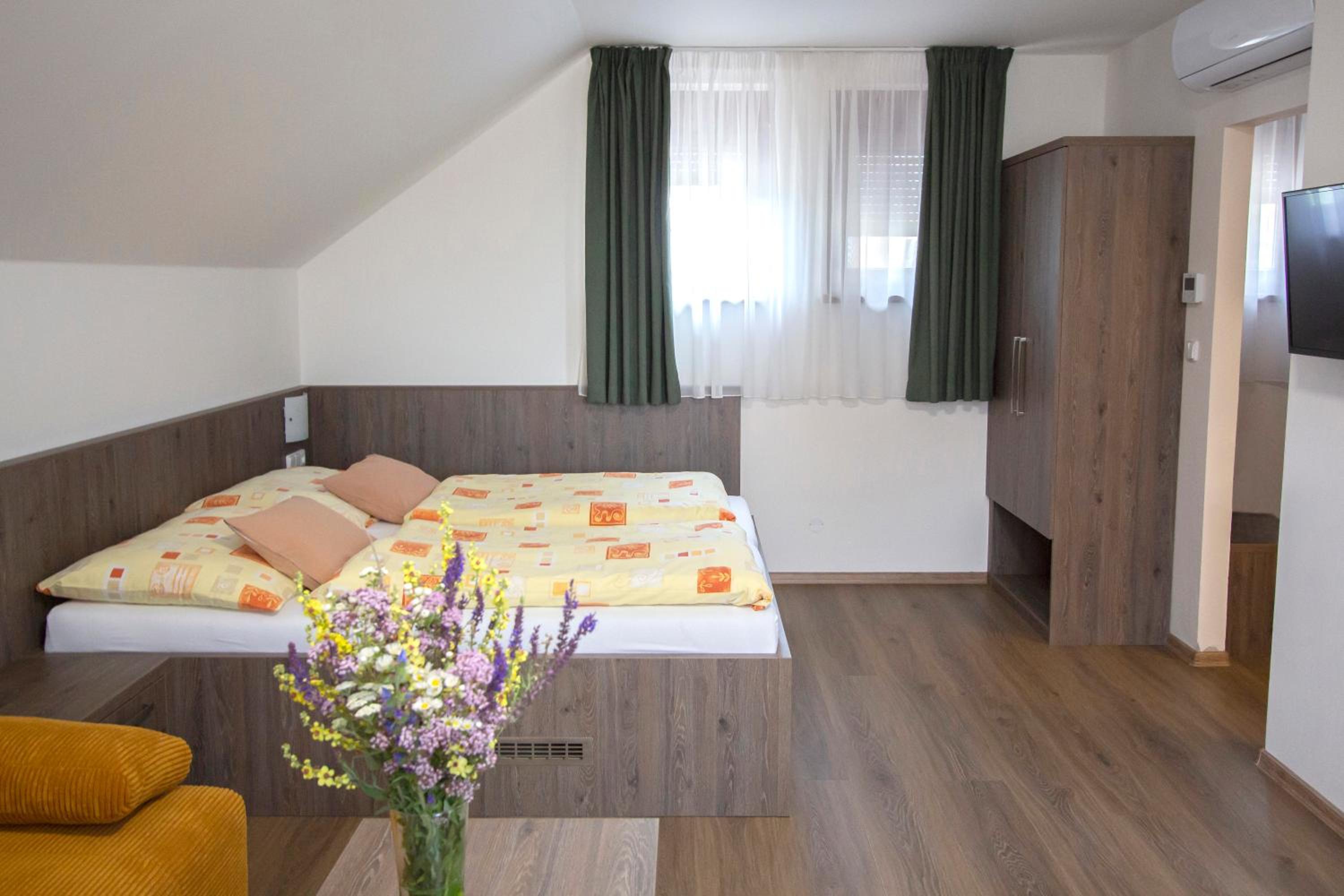 Apartmán nad sklepem