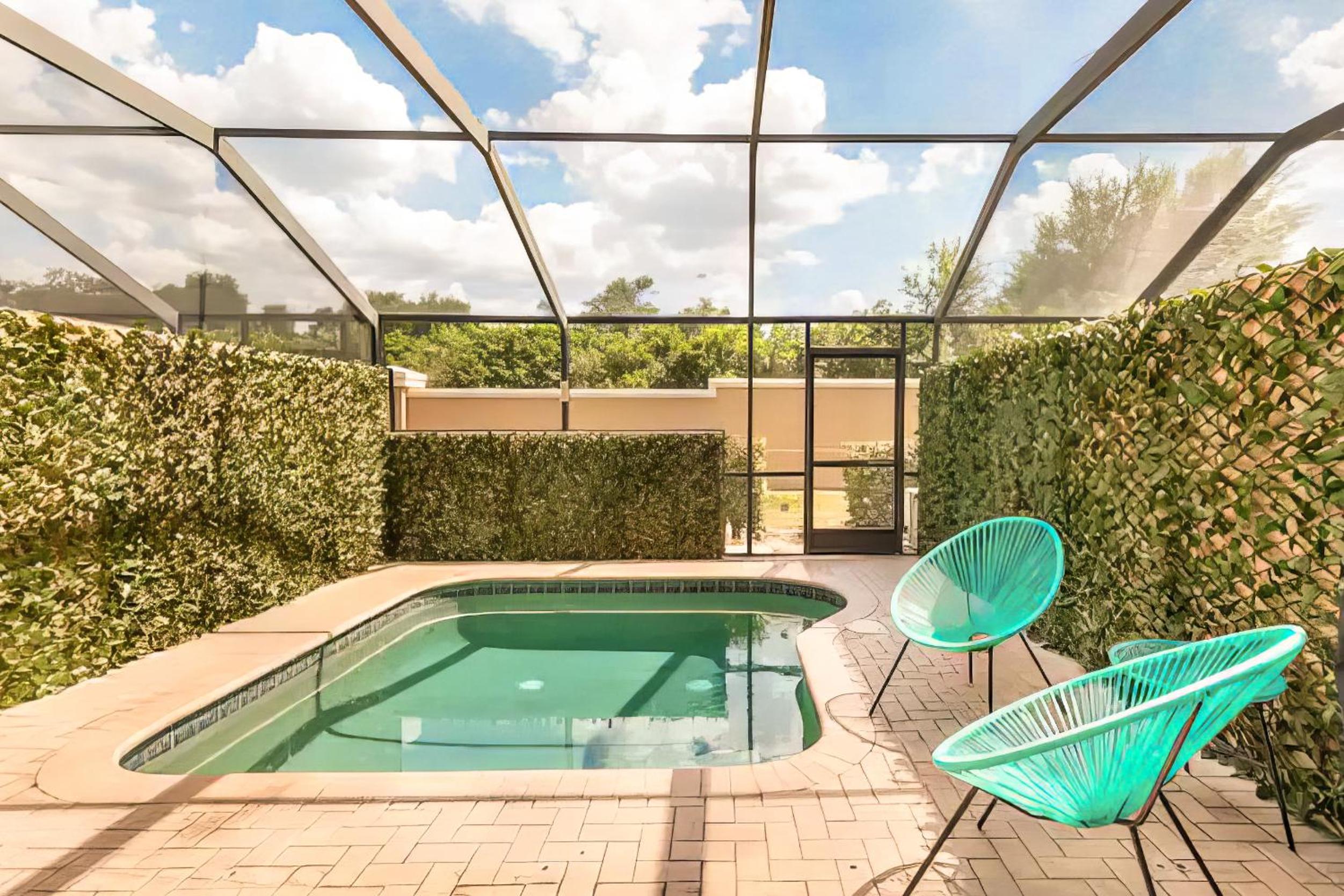 Chic Jungle Escape with Pool near Disney