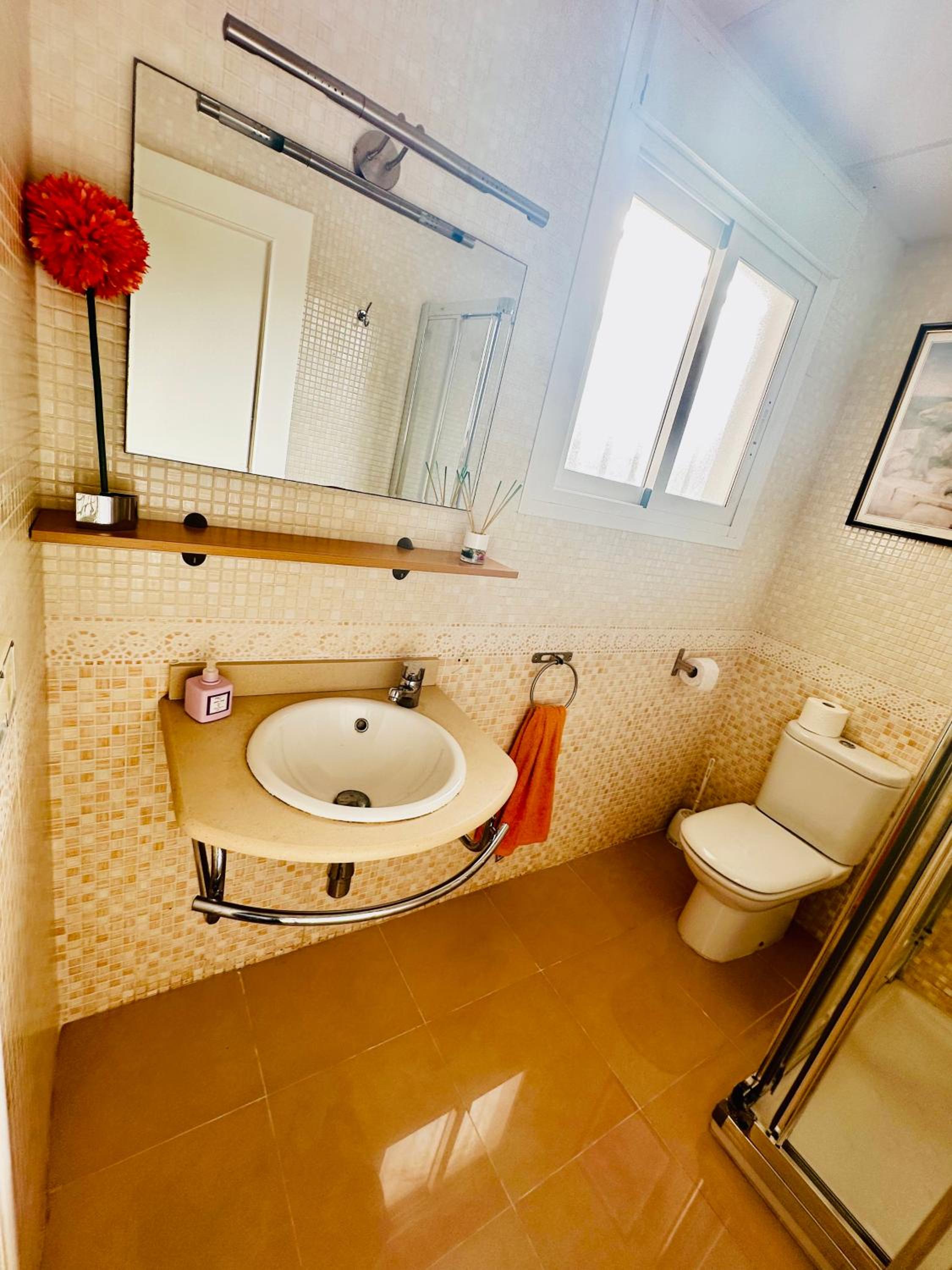 Chalet con piscina privada y aacc