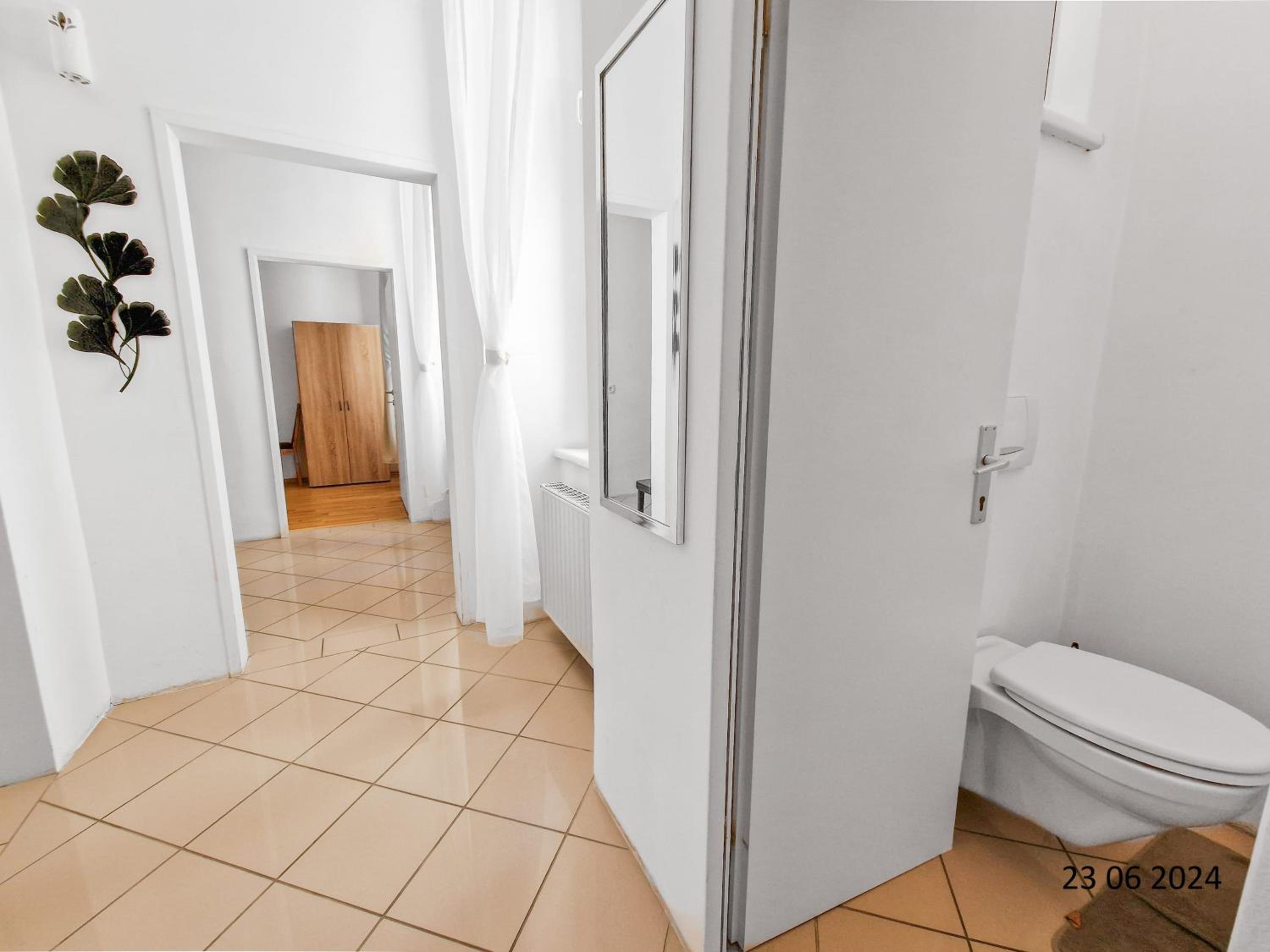 Three King-Size Beds, Three Bedrooms