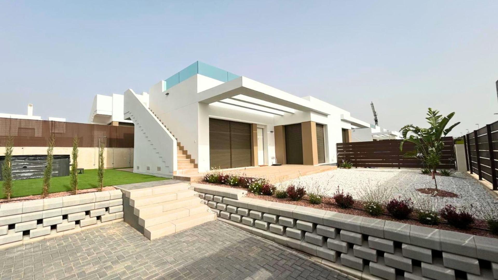 Villa with jacuzzi Golf Vistabella
