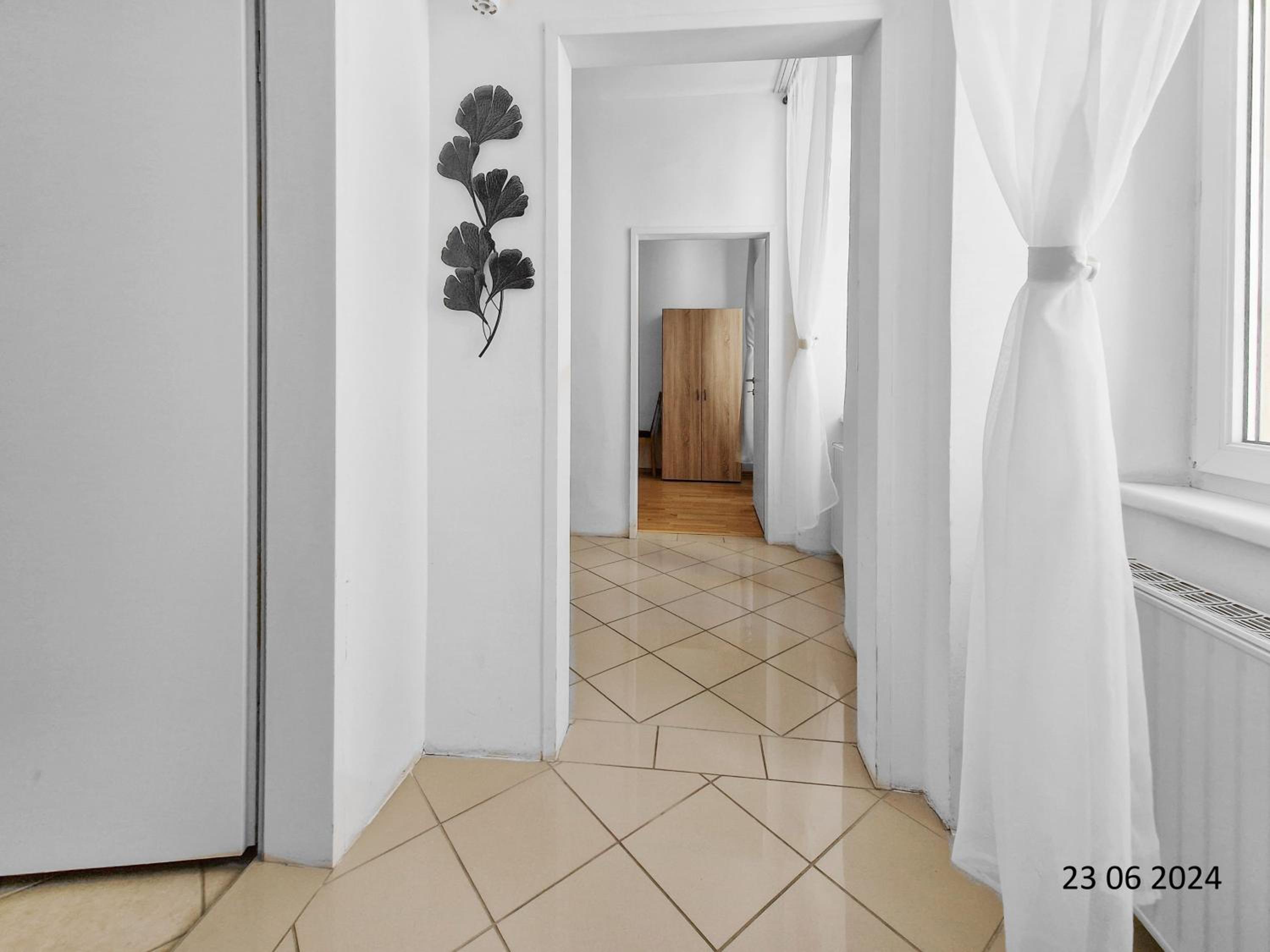 Three King-Size Beds, Three Bedrooms