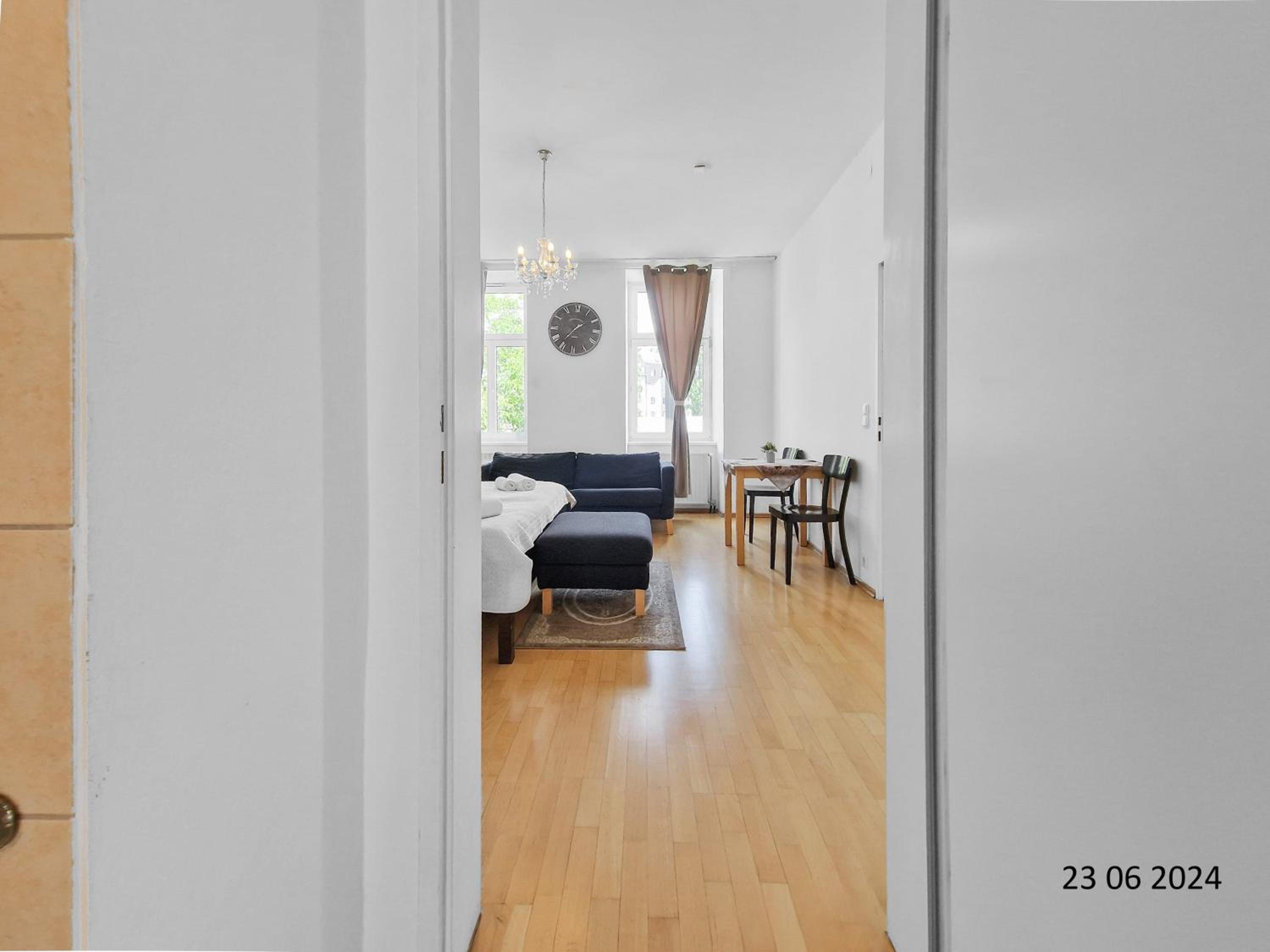 Three King-Size Beds, Three Bedrooms
