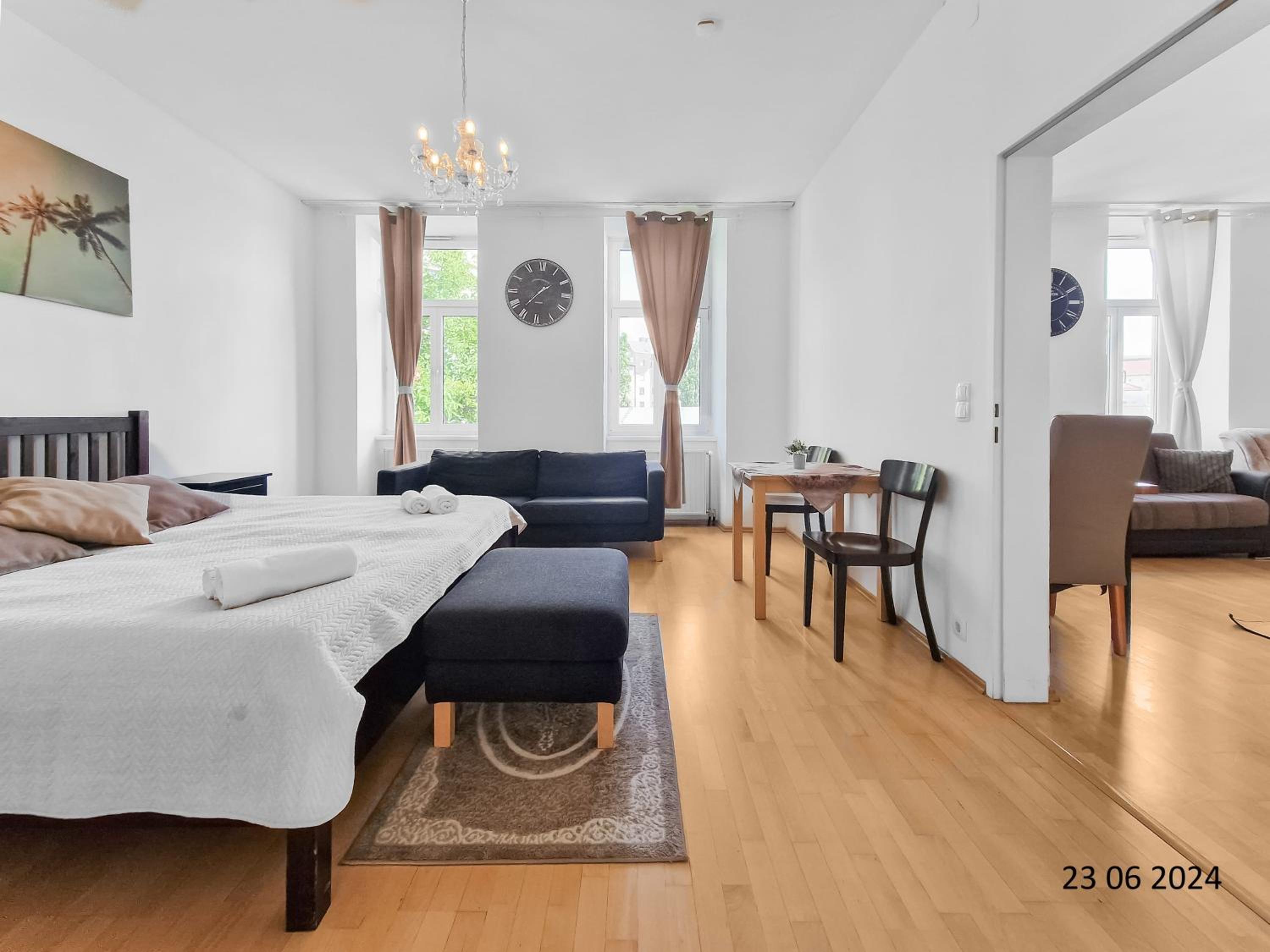 Three King-Size Beds, Three Bedrooms