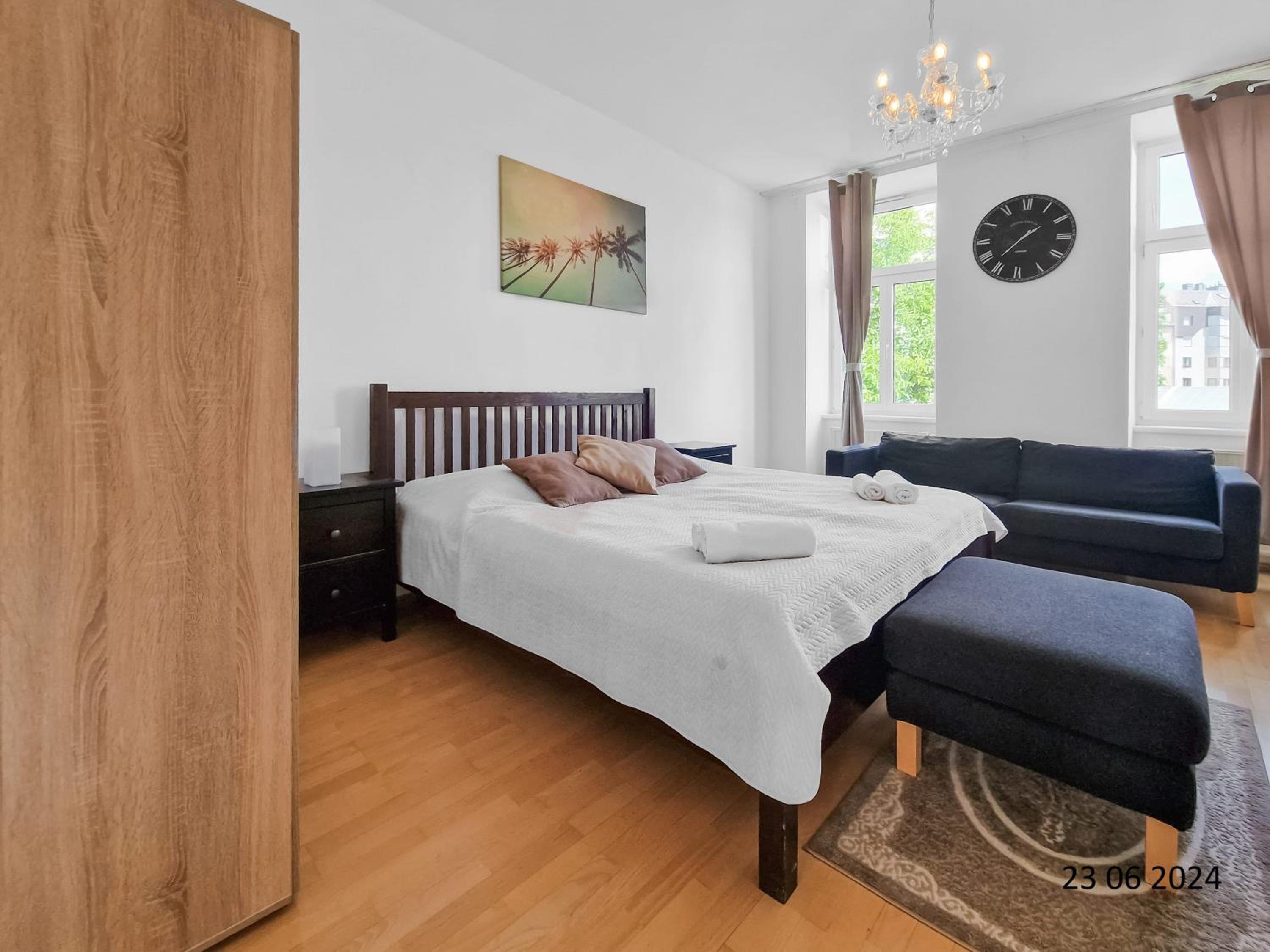 Three King-Size Beds, Three Bedrooms