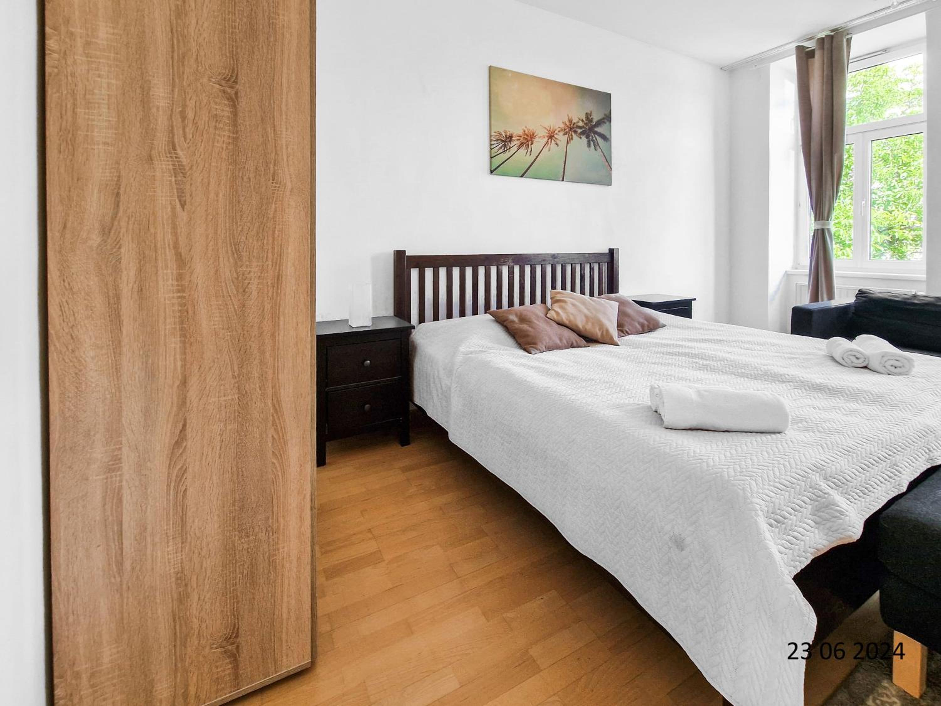 Three King-Size Beds, Three Bedrooms