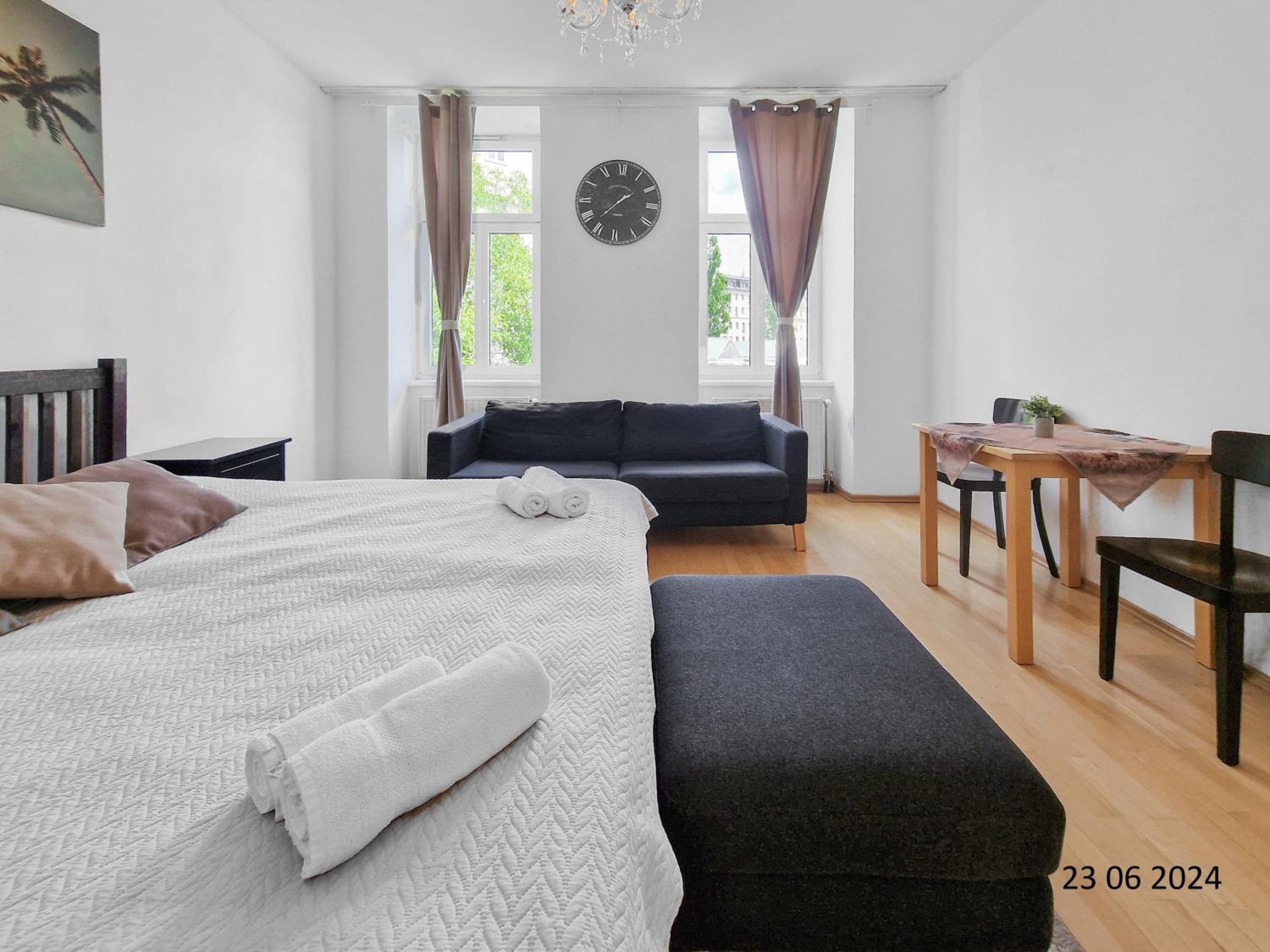 Three King-Size Beds, Three Bedrooms