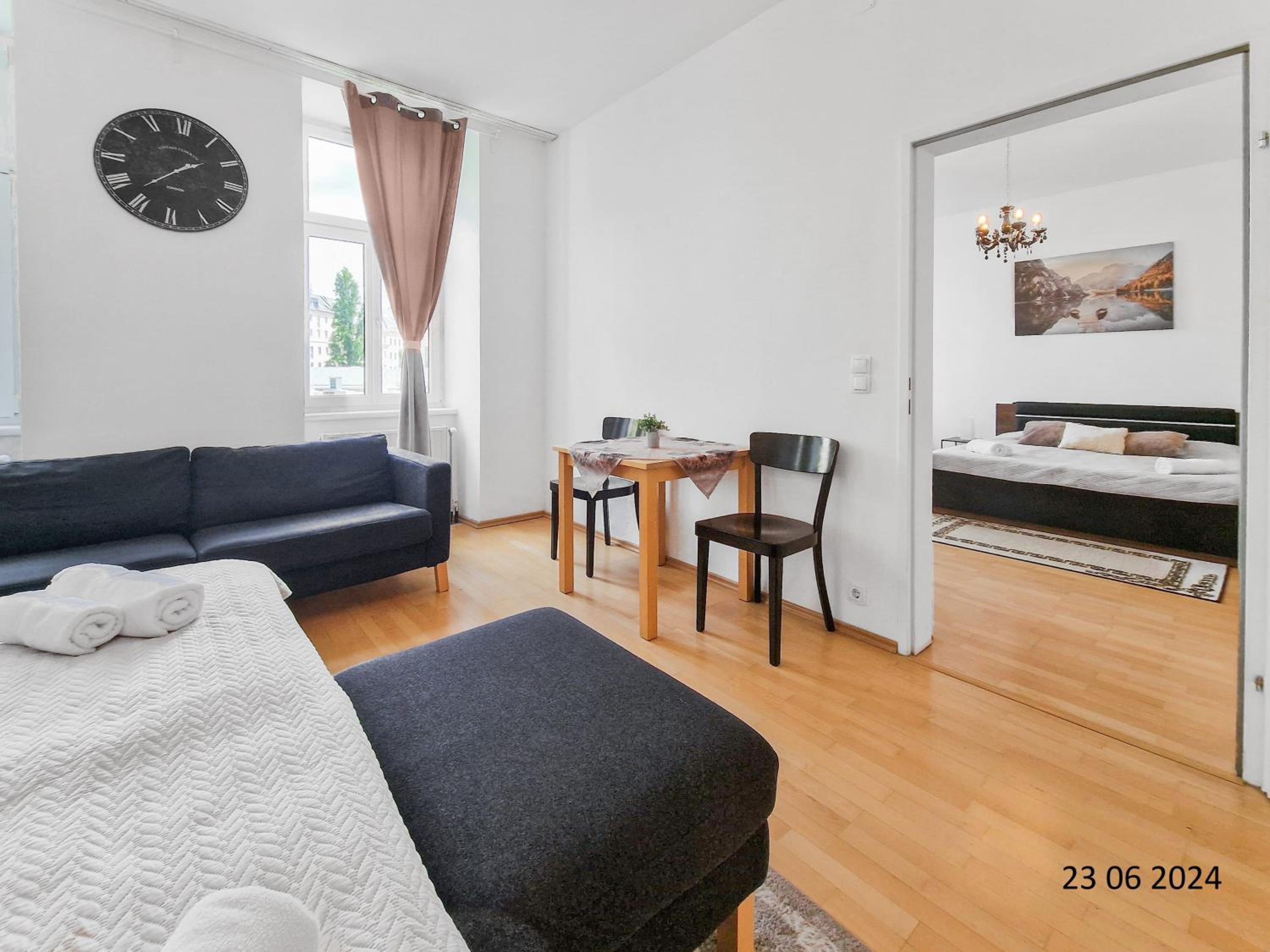 Three King-Size Beds, Three Bedrooms