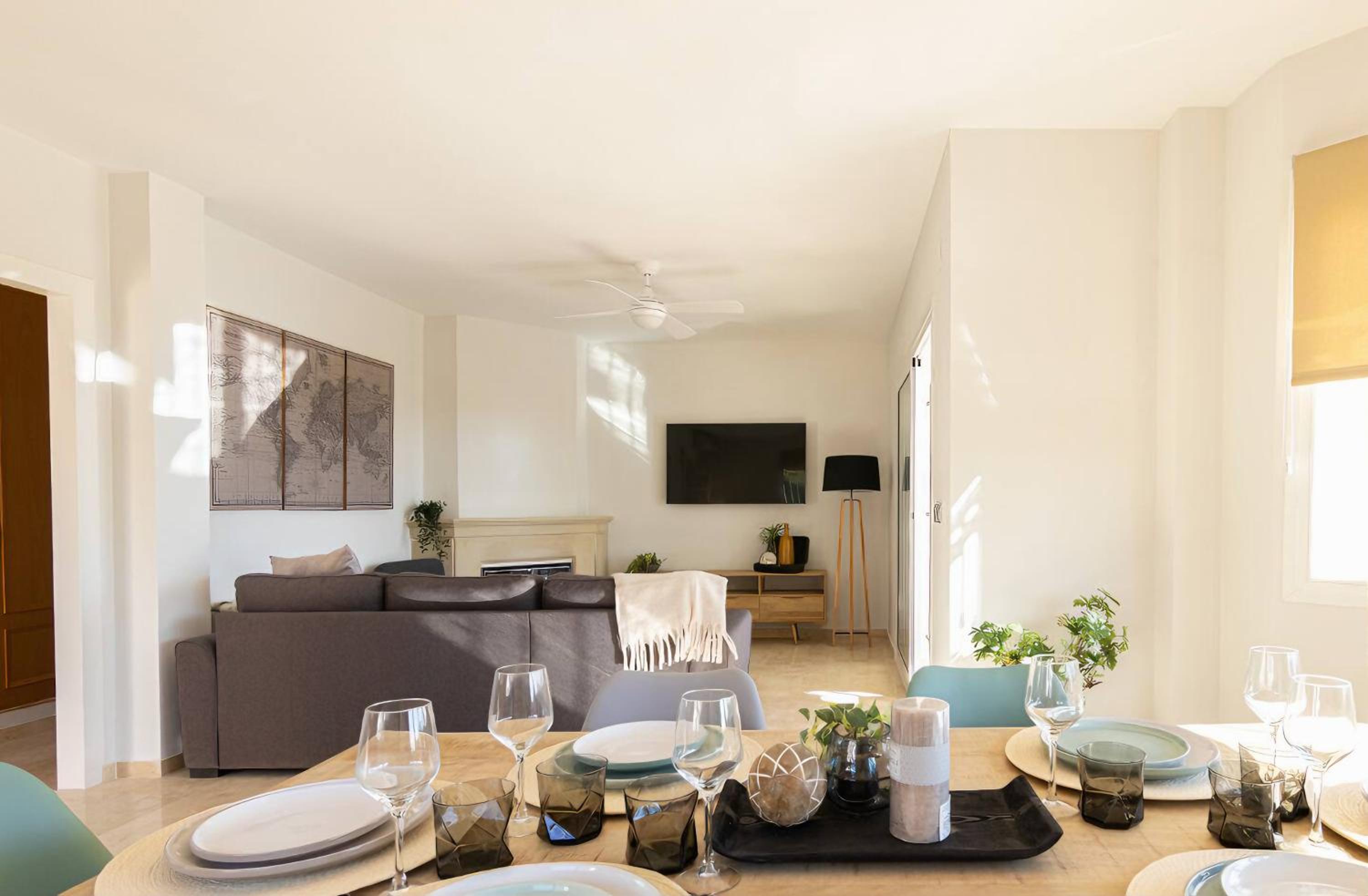 Magnificent villa with private pool -Golf Bonalba! view 3