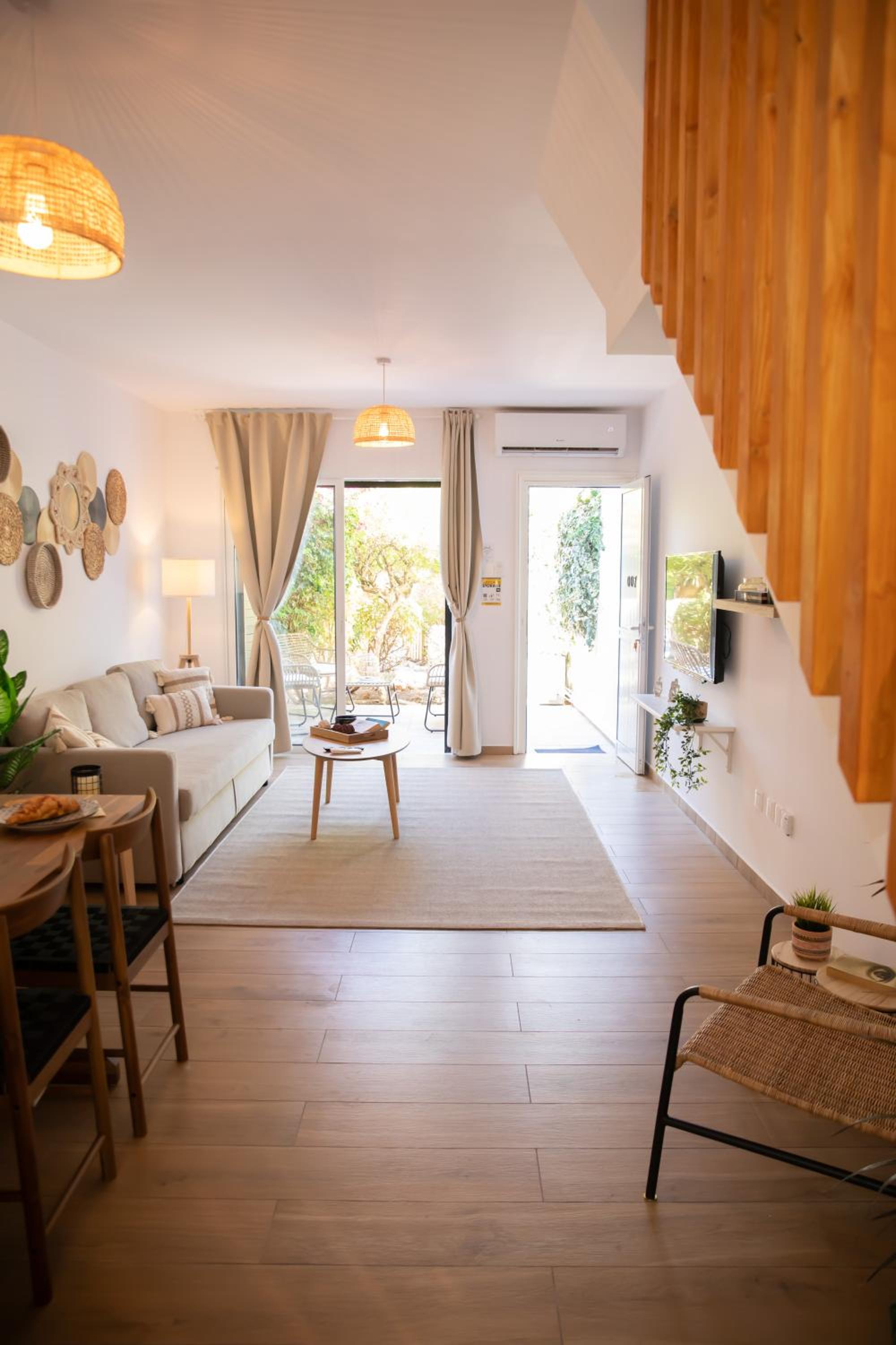 Romi's Vacation Townhouse