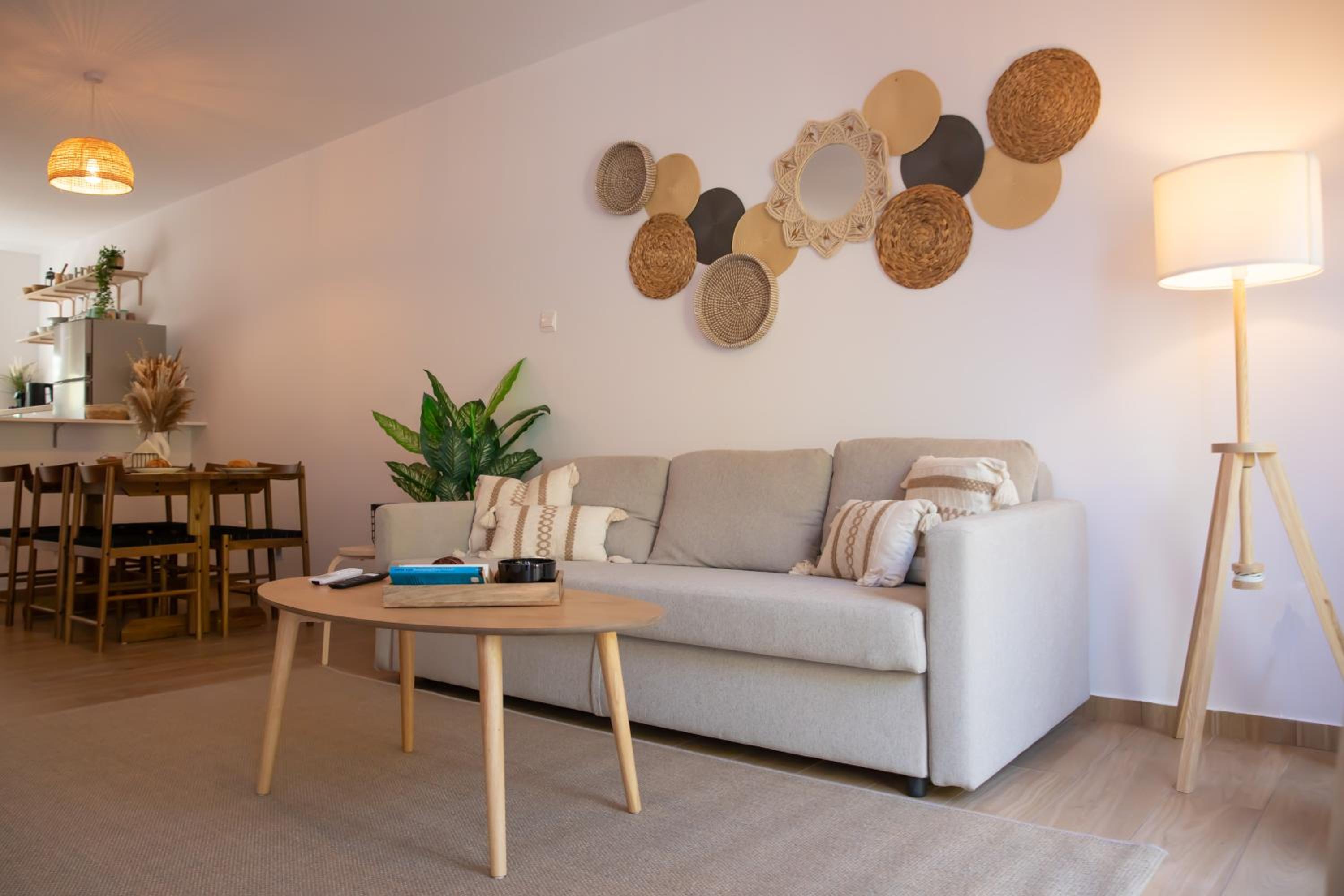 Romi's Vacation Townhouse