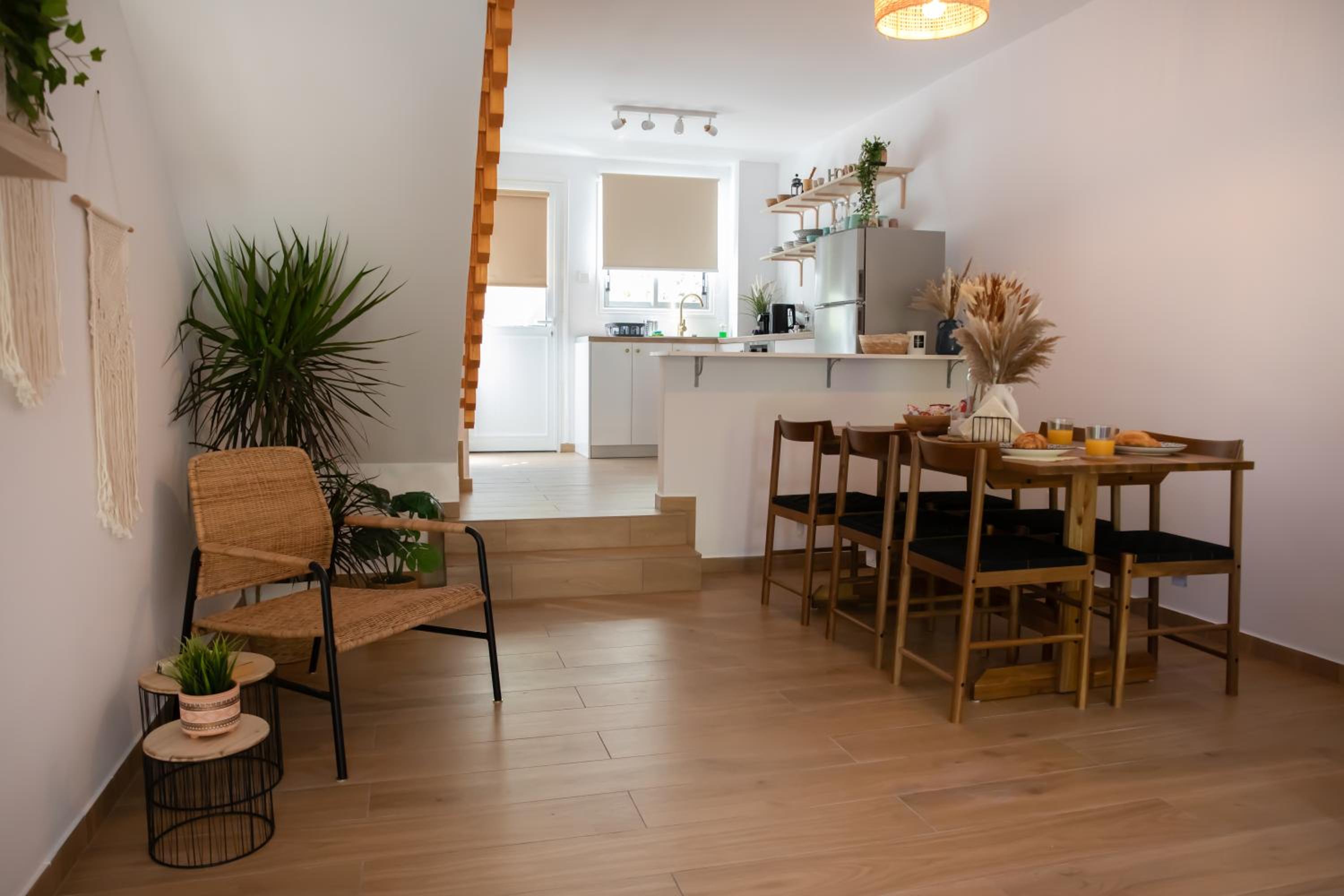 Romi's Vacation Townhouse