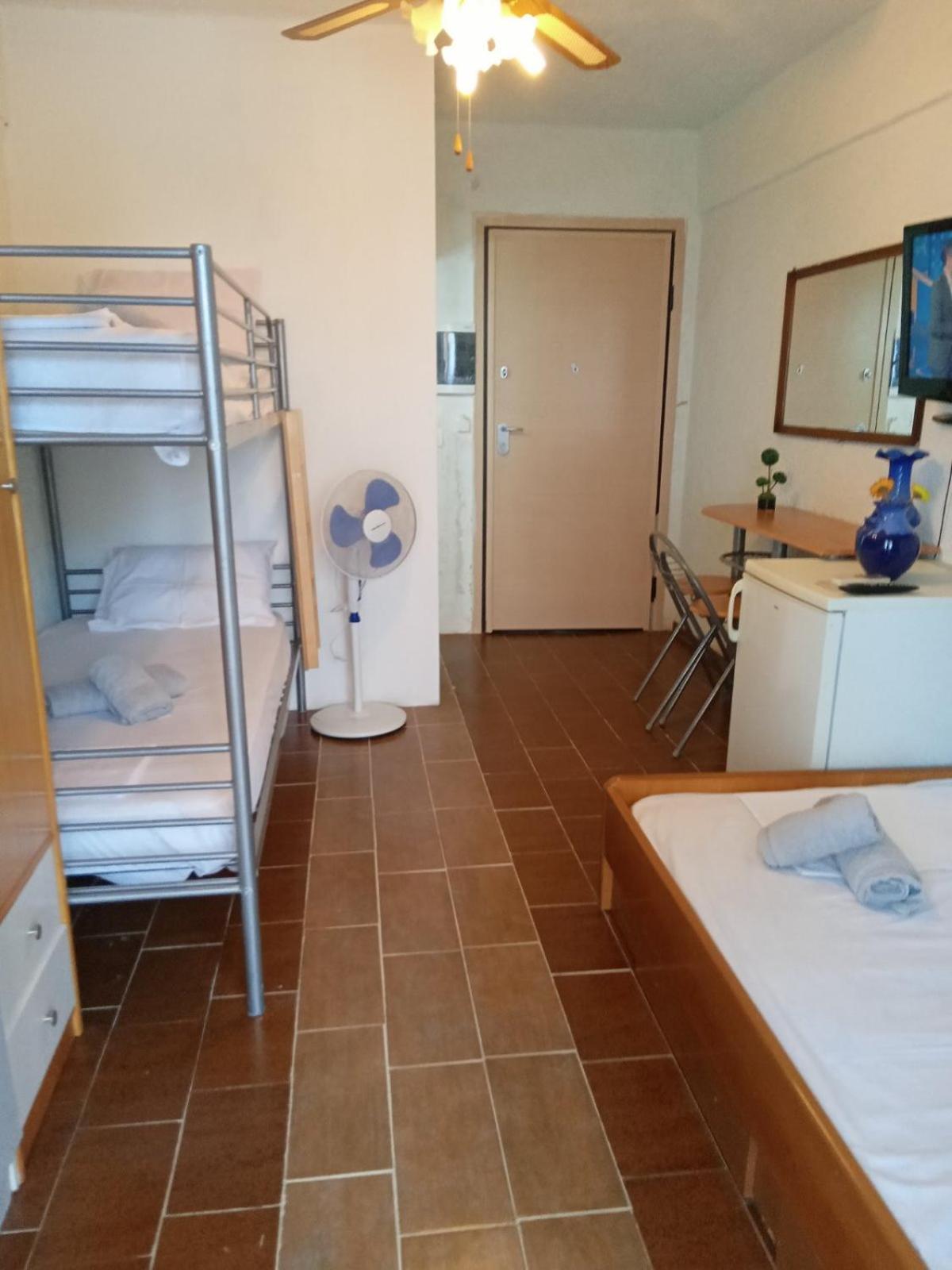 StudioAretiCom Studio to rent in FRONT the lovely SEA fully equipped plagiastudioseu view 5