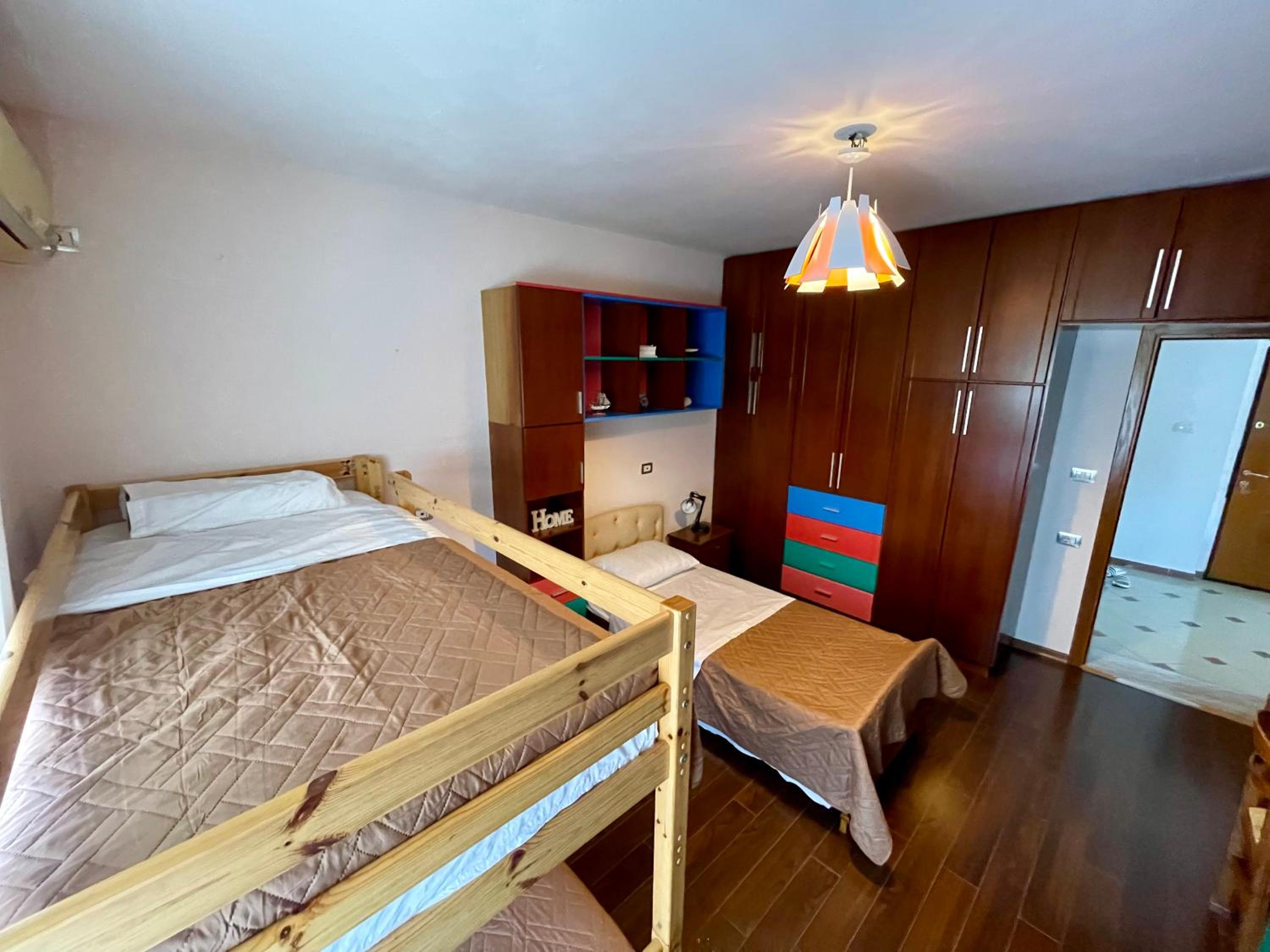 Nick Apartments
