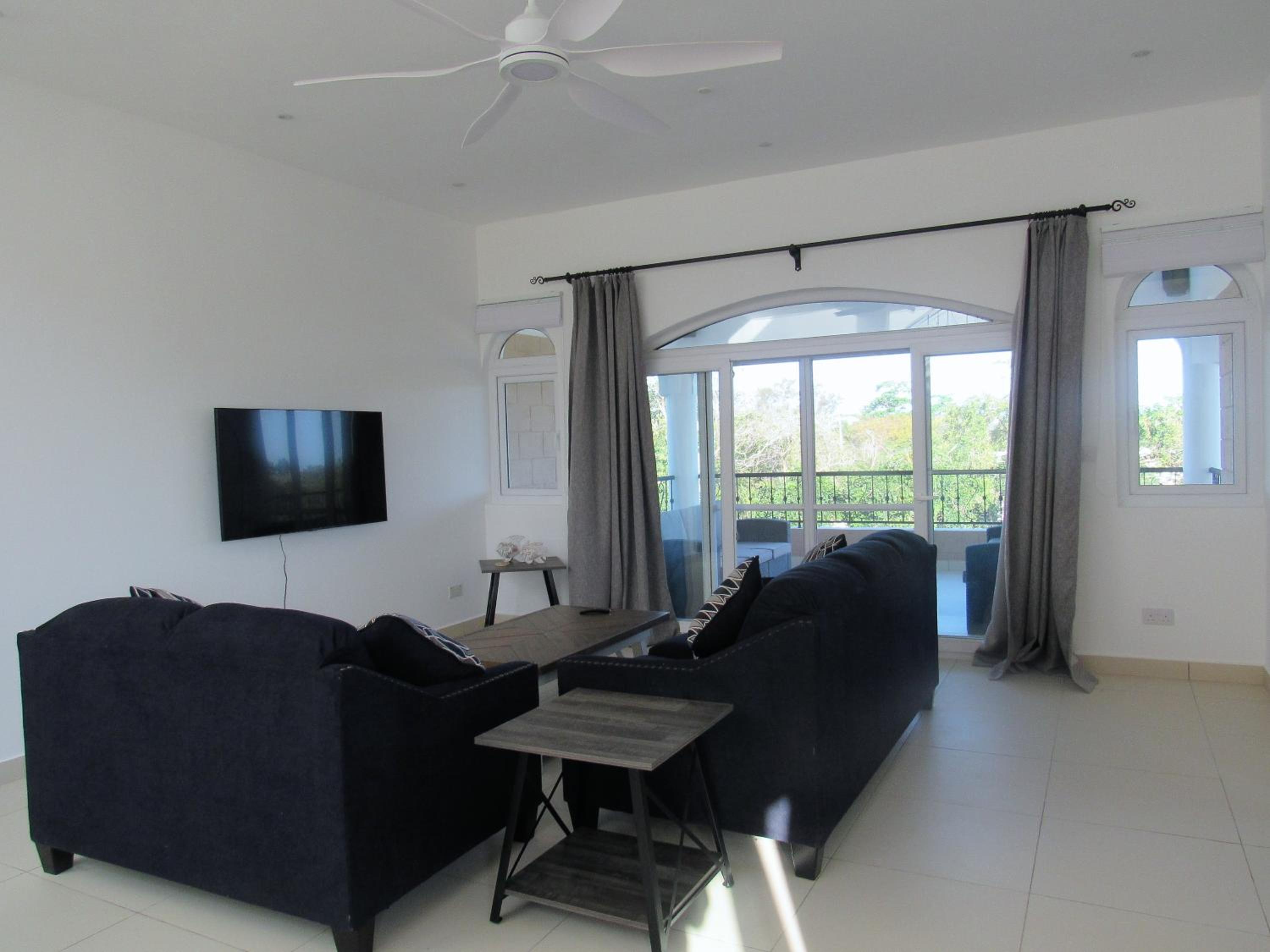 Barracuda House