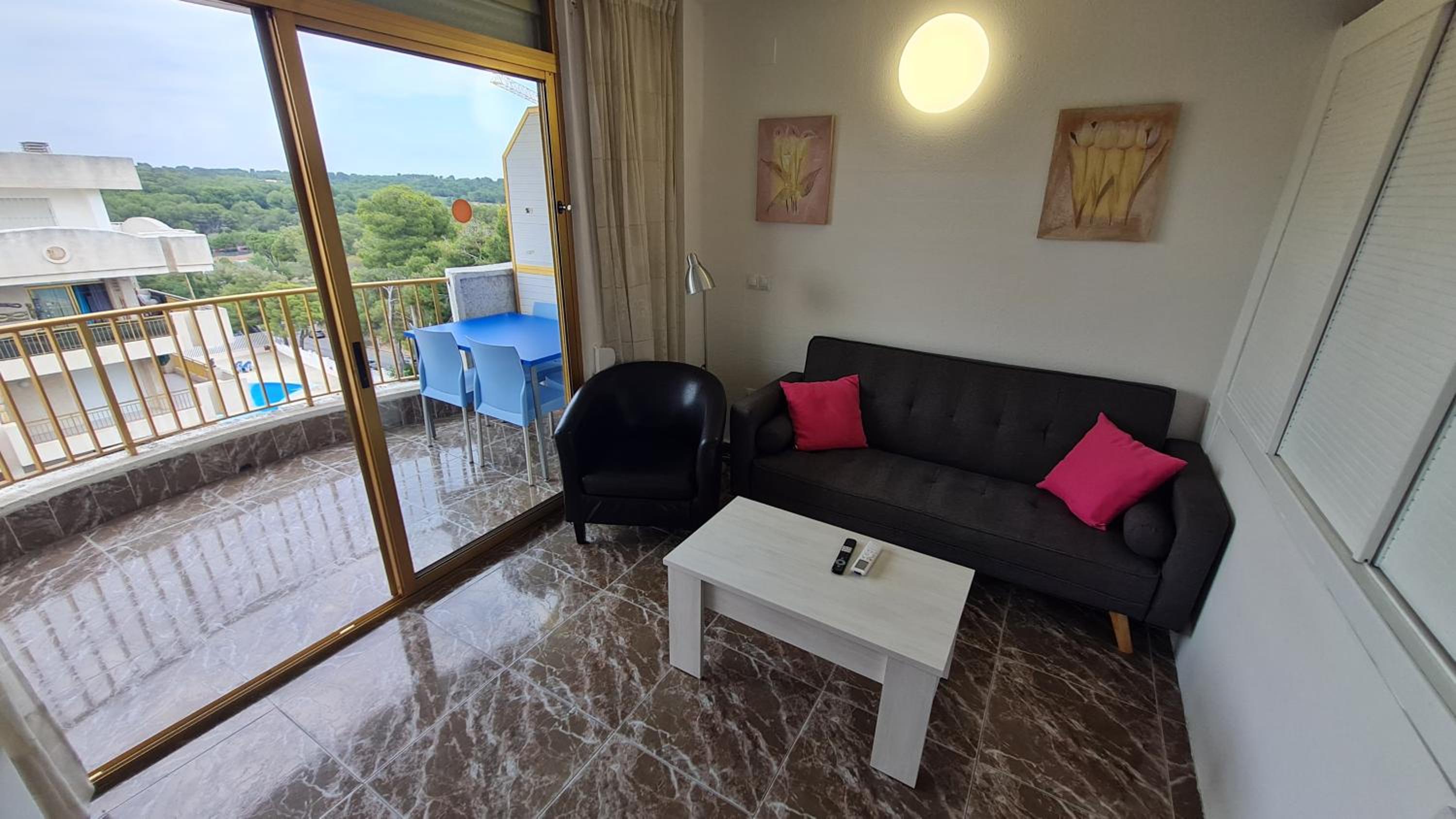 Apartamento con piscina en Salou
