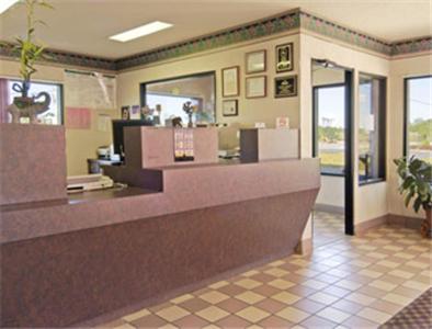 Days Inn by Wyndham Bainbridge