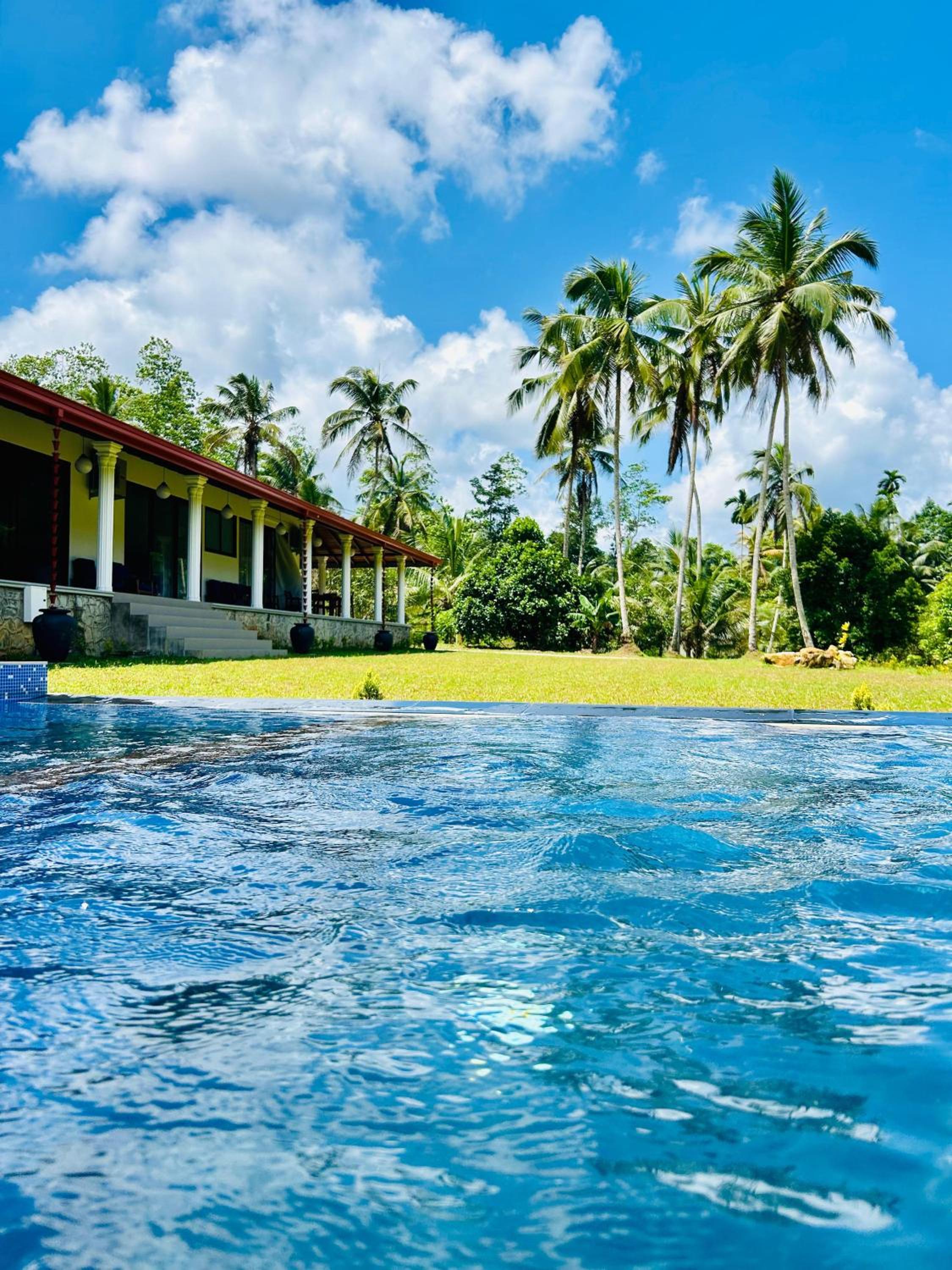 Hyden Villa view 3