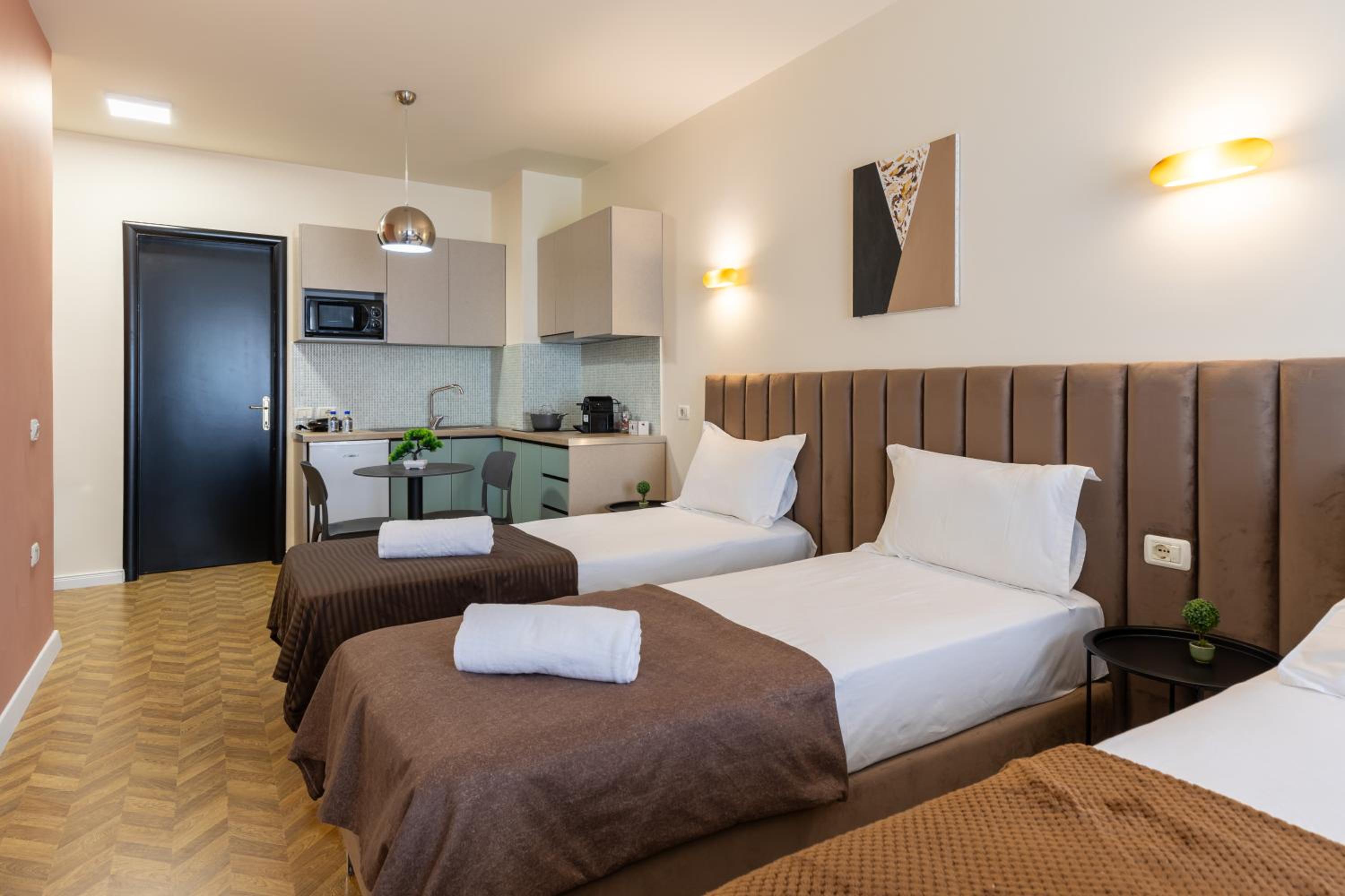 Luxury Suite Studio City Centre