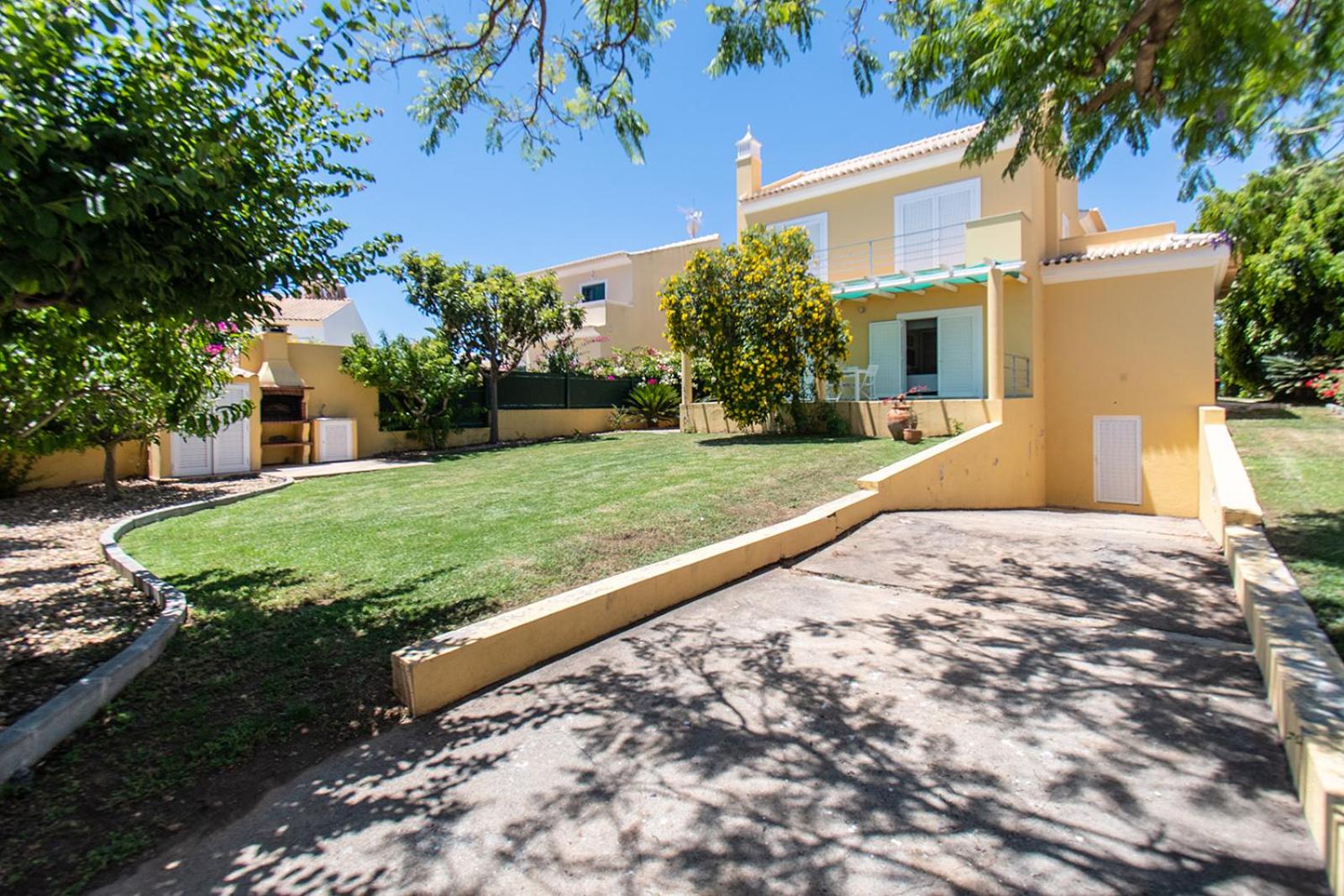 Altura Villa
