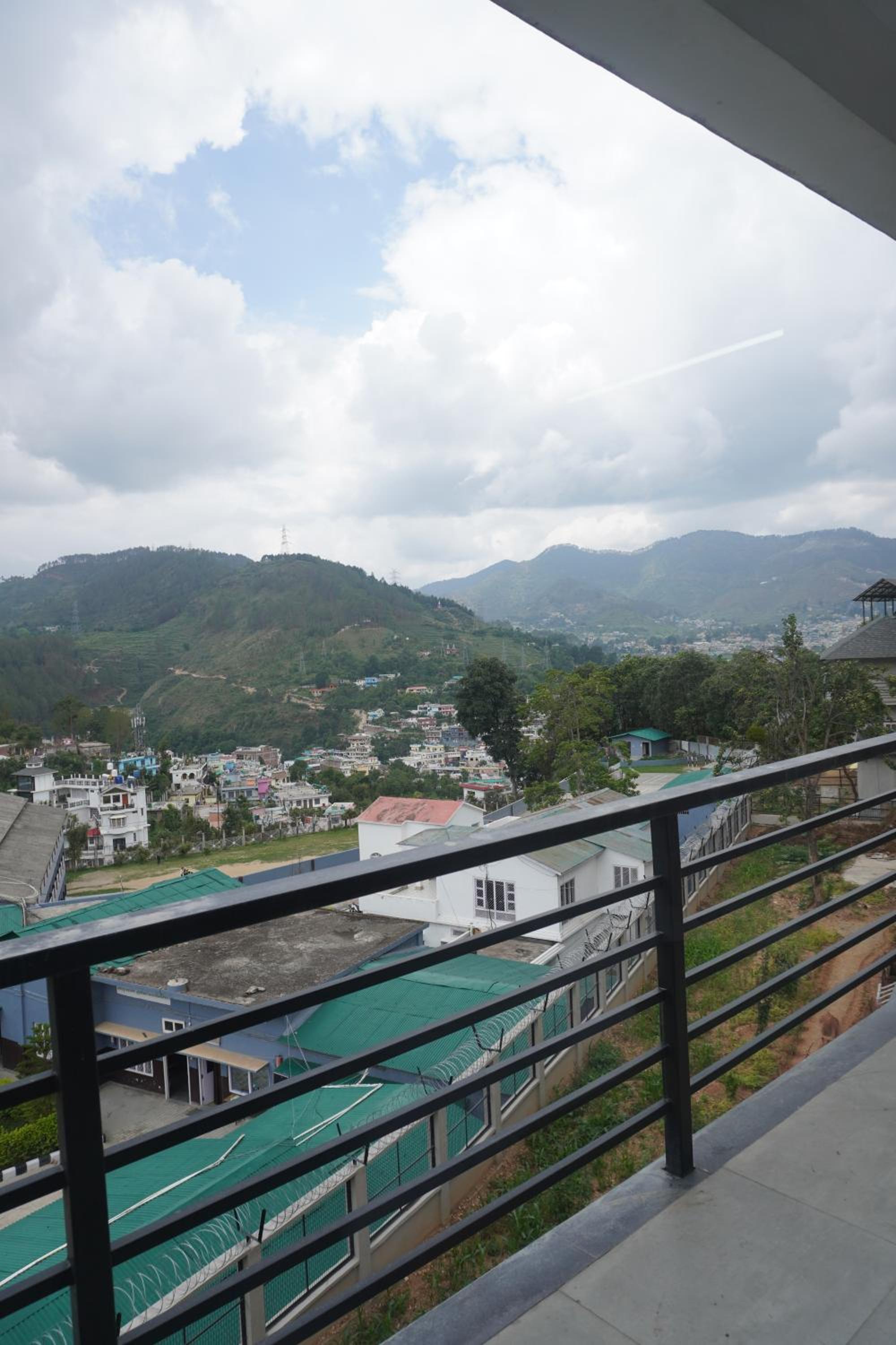 Grp Country Inn view 4