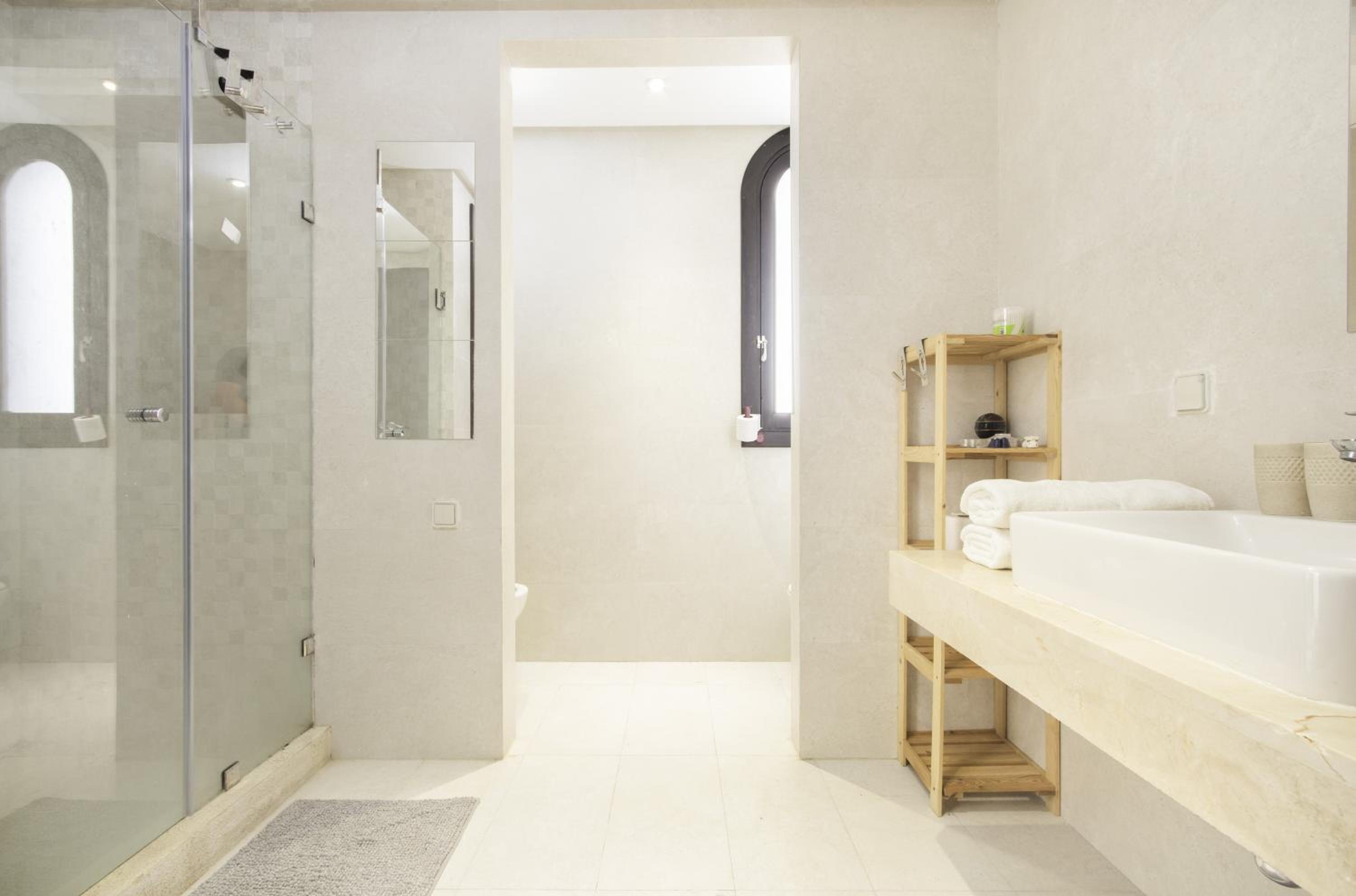 Appartement de luxe avec piscine et en bord de mer view 2