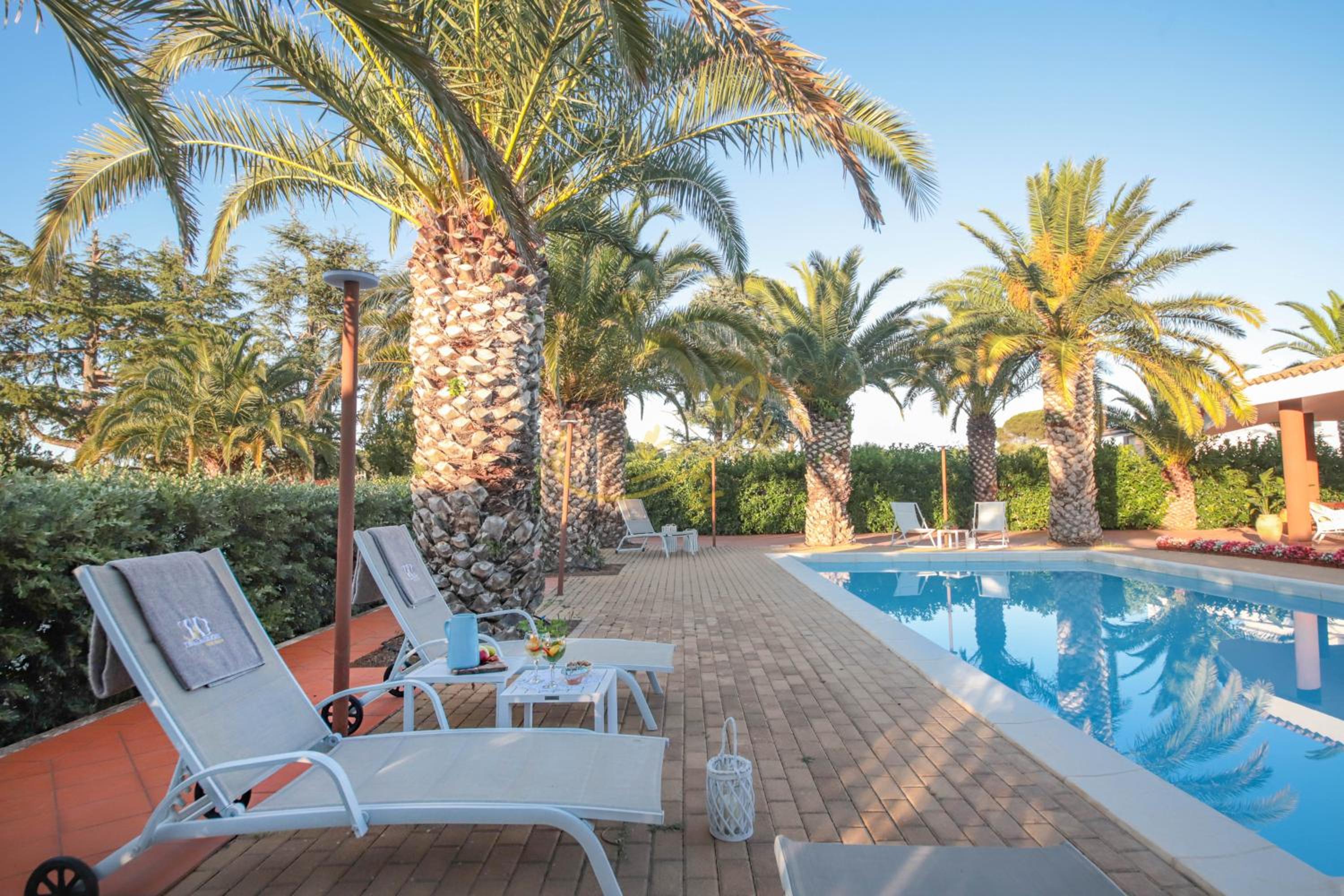 TD Villa Marinesca Typical Villa with Pool photo 4