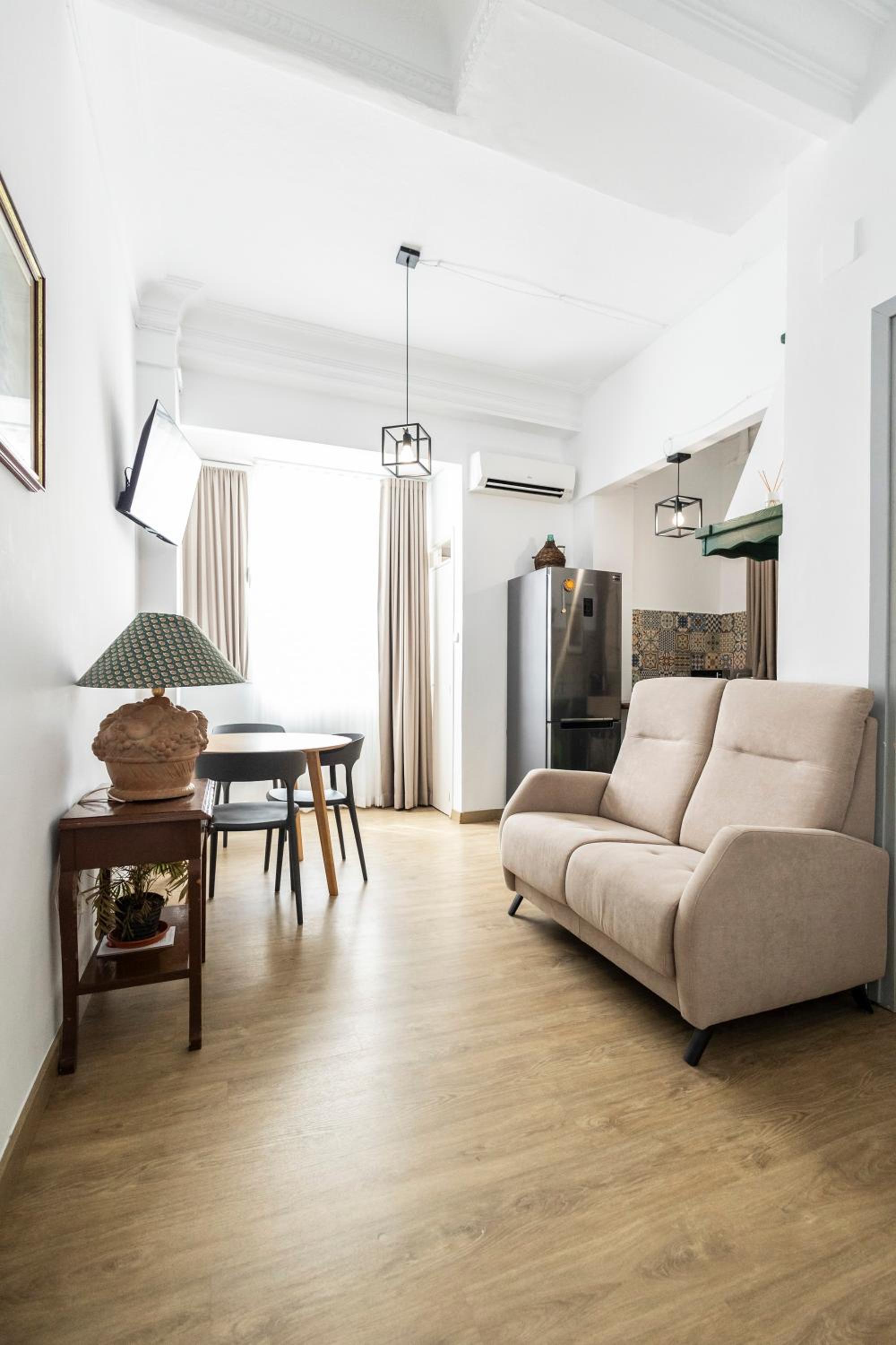 Live in Chianti Apartaments by Concept Flats en Valencia — hotel room