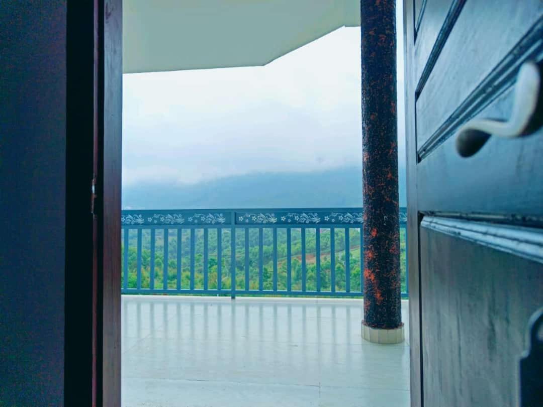 Rima leisure resort Kandhalloor