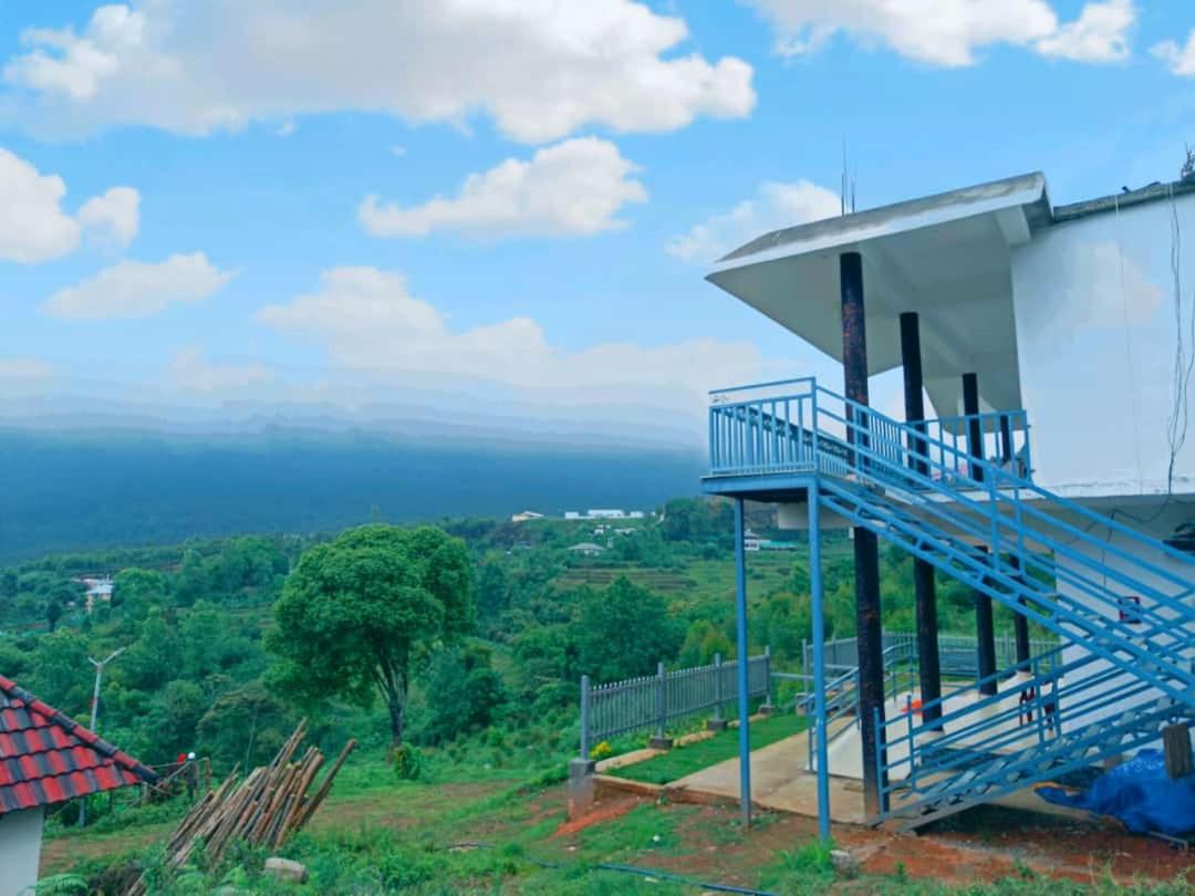Rima leisure resort Kandhalloor