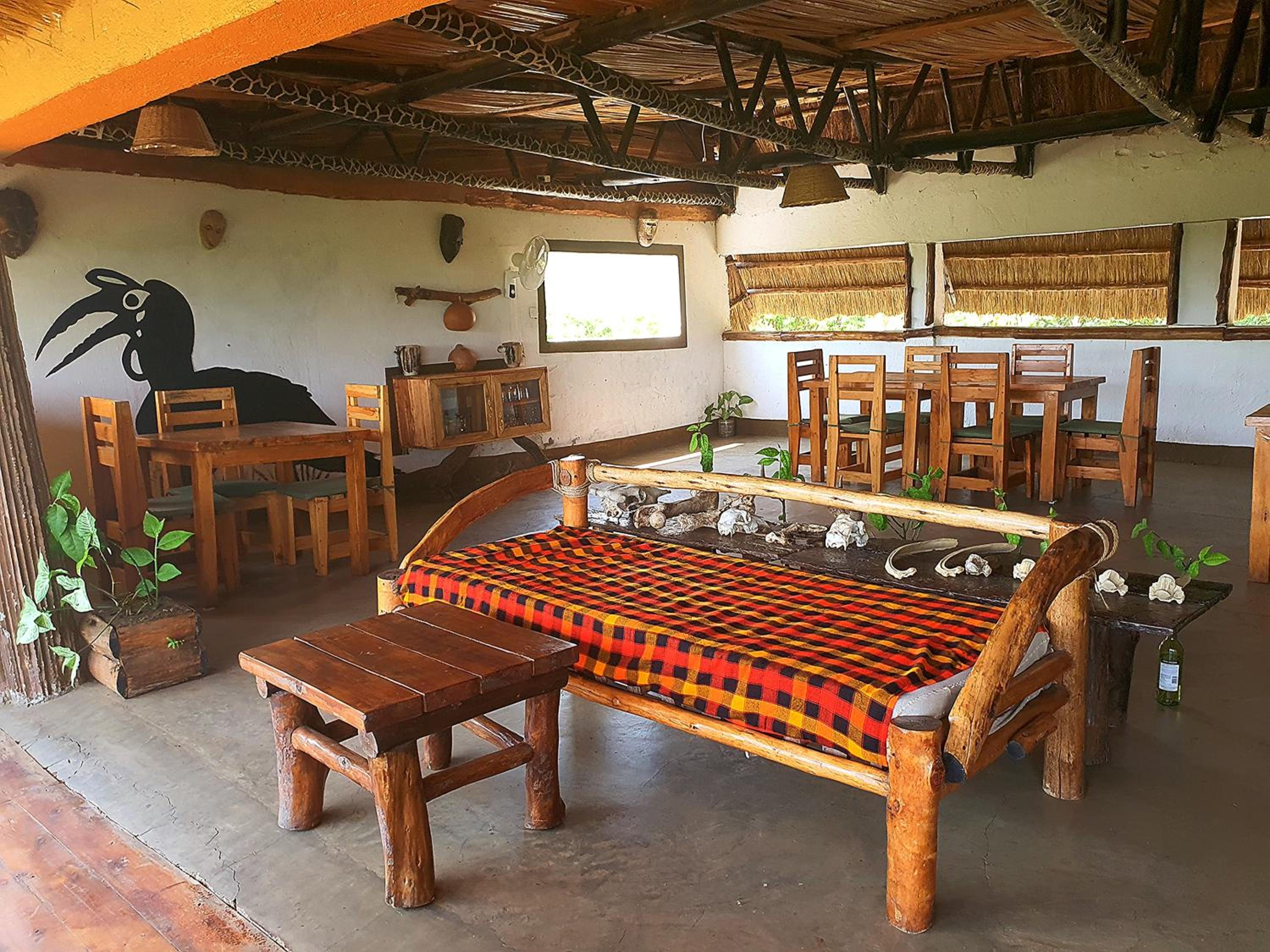 Hornbill Bush Lodge