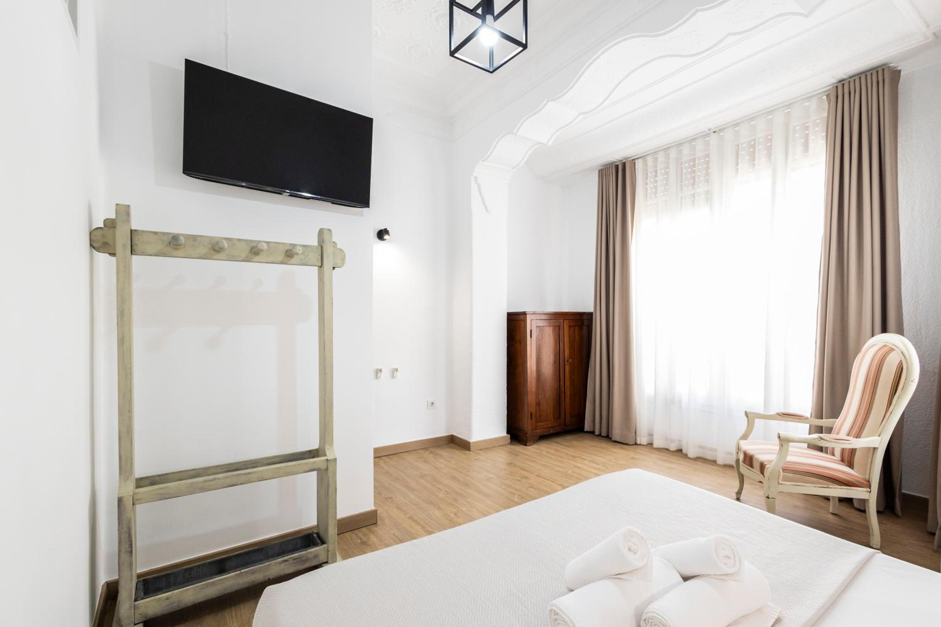 Live in Chianti Apartaments by Concept Flats en Valencia — hotel room