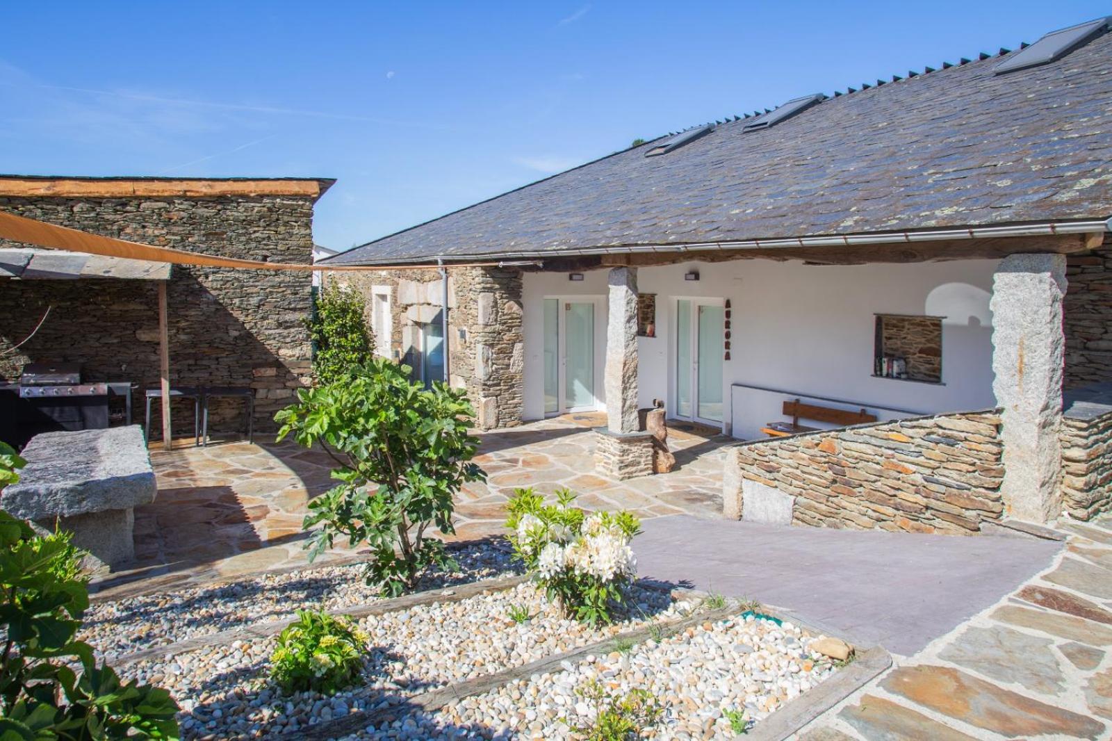 Apartamentos Lucio Rodinso