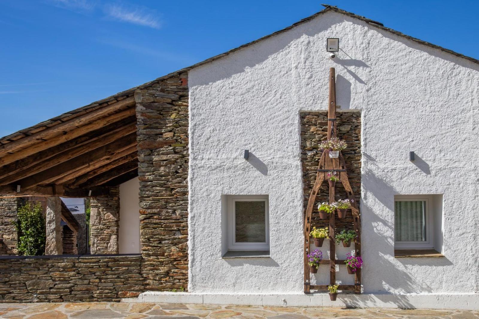 Apartamentos Lucio Rodinso