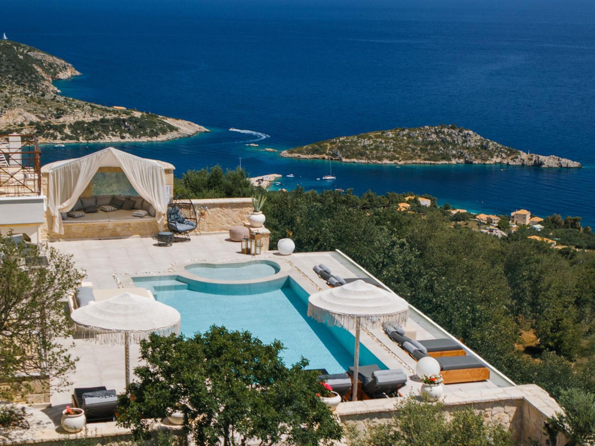 Emerald Villas & Suites - The Finest Hotels Of The World