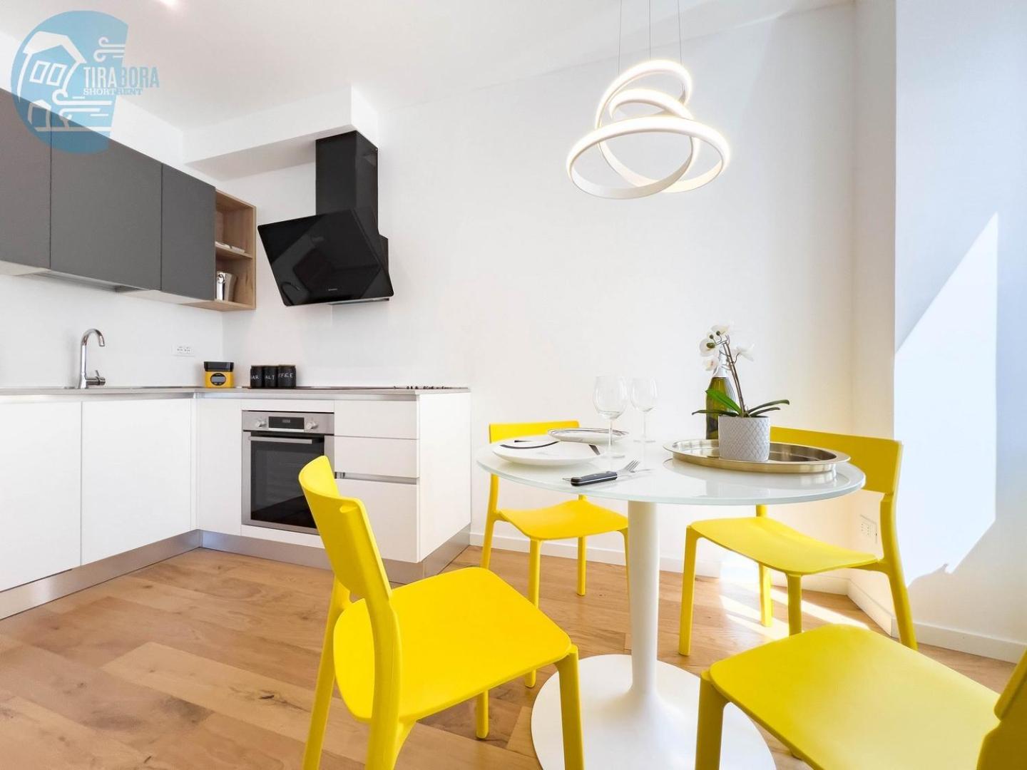 Cassa di Risparmio 11 Tirabora Short Rent view 5