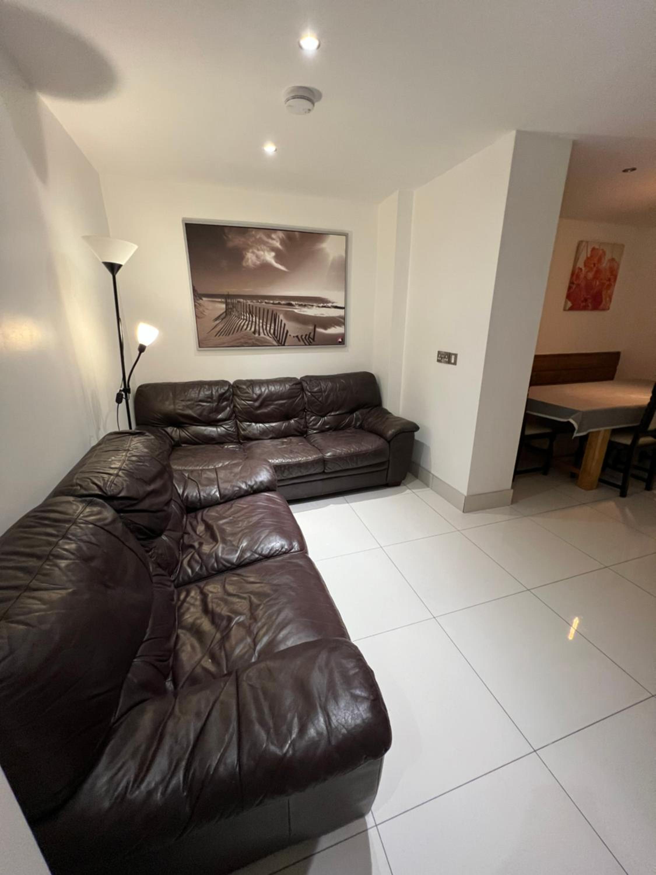 Lovely Dublin Home - Just 15 Mins to City Centre