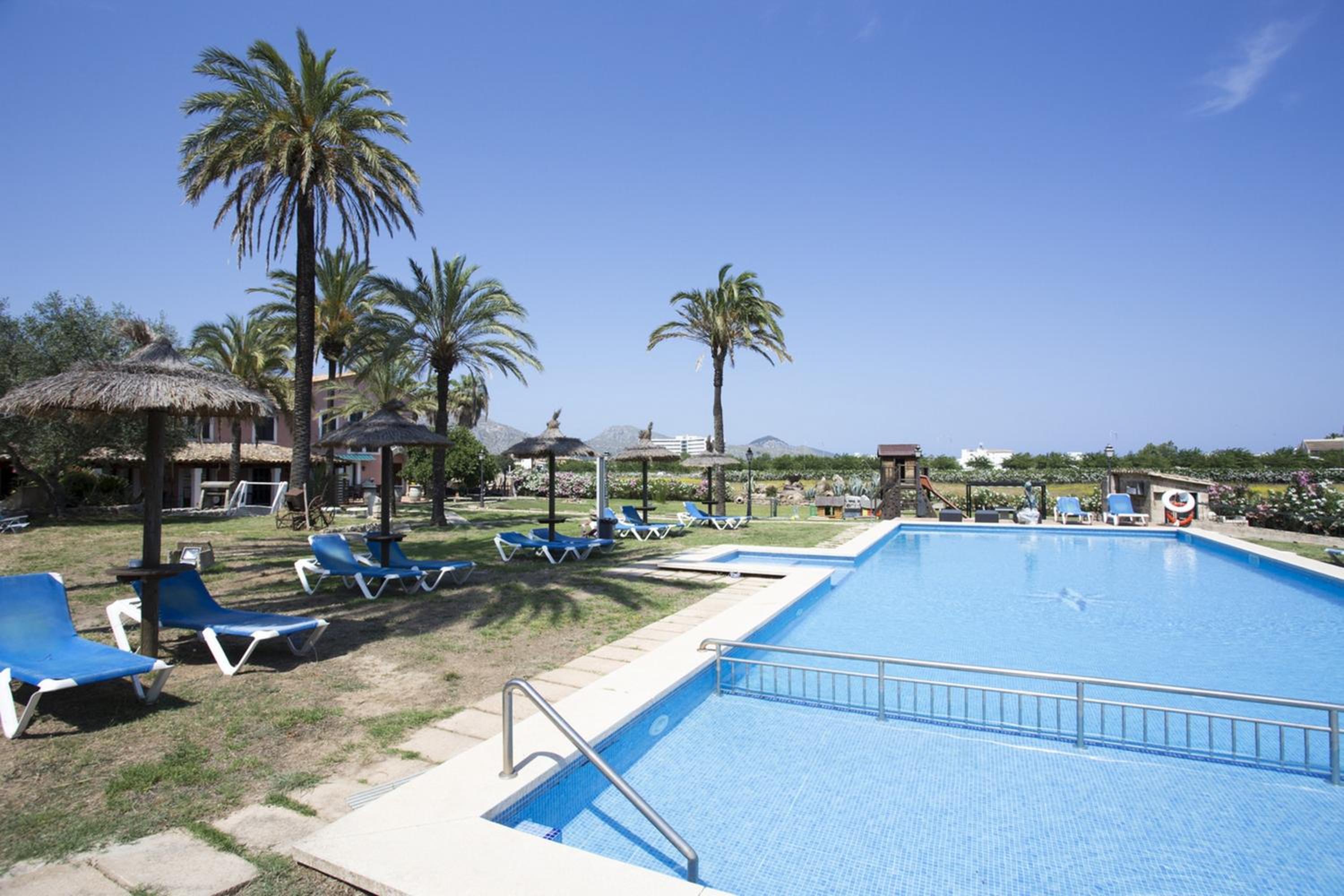 Spacious Apartment in Pollenca with Pool and Mountain View