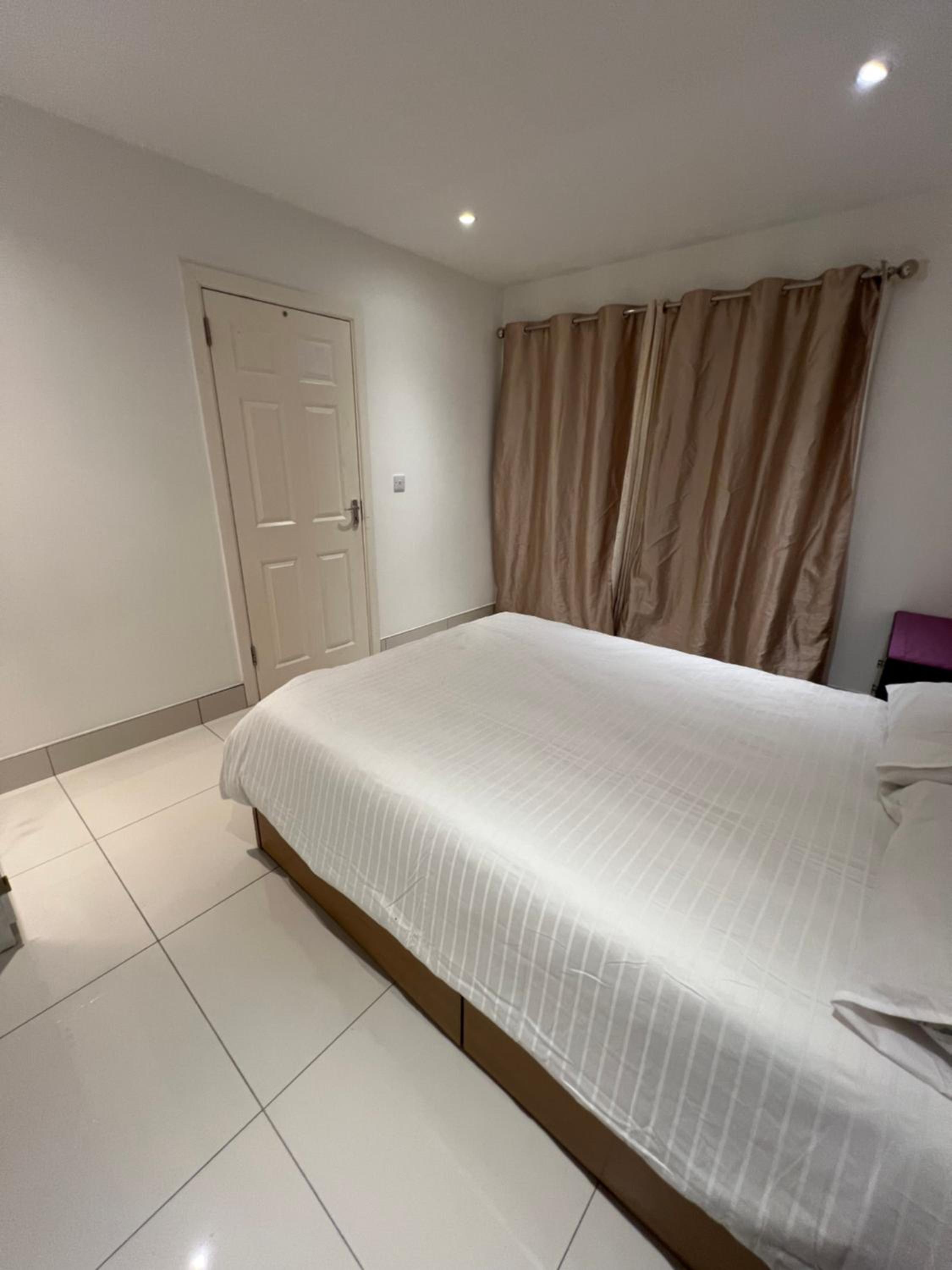 Lovely Dublin Home - Just 15 Mins to City Centre