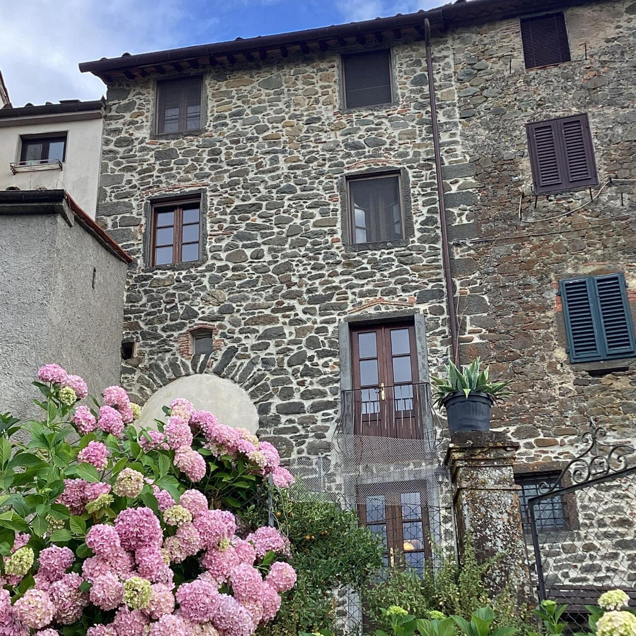 Casa Fucina in Corsagna, Borgo a Mozzano, Lucca view 2